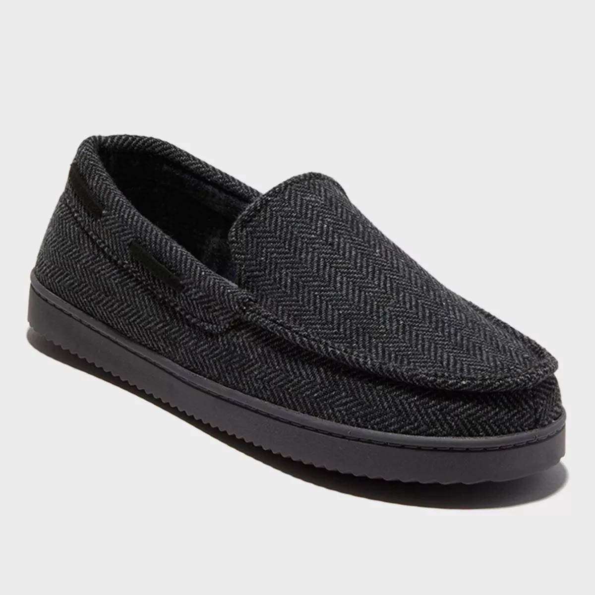 dluxe by dearfoams Men's Herringbone Moc Slippers - Black | Target