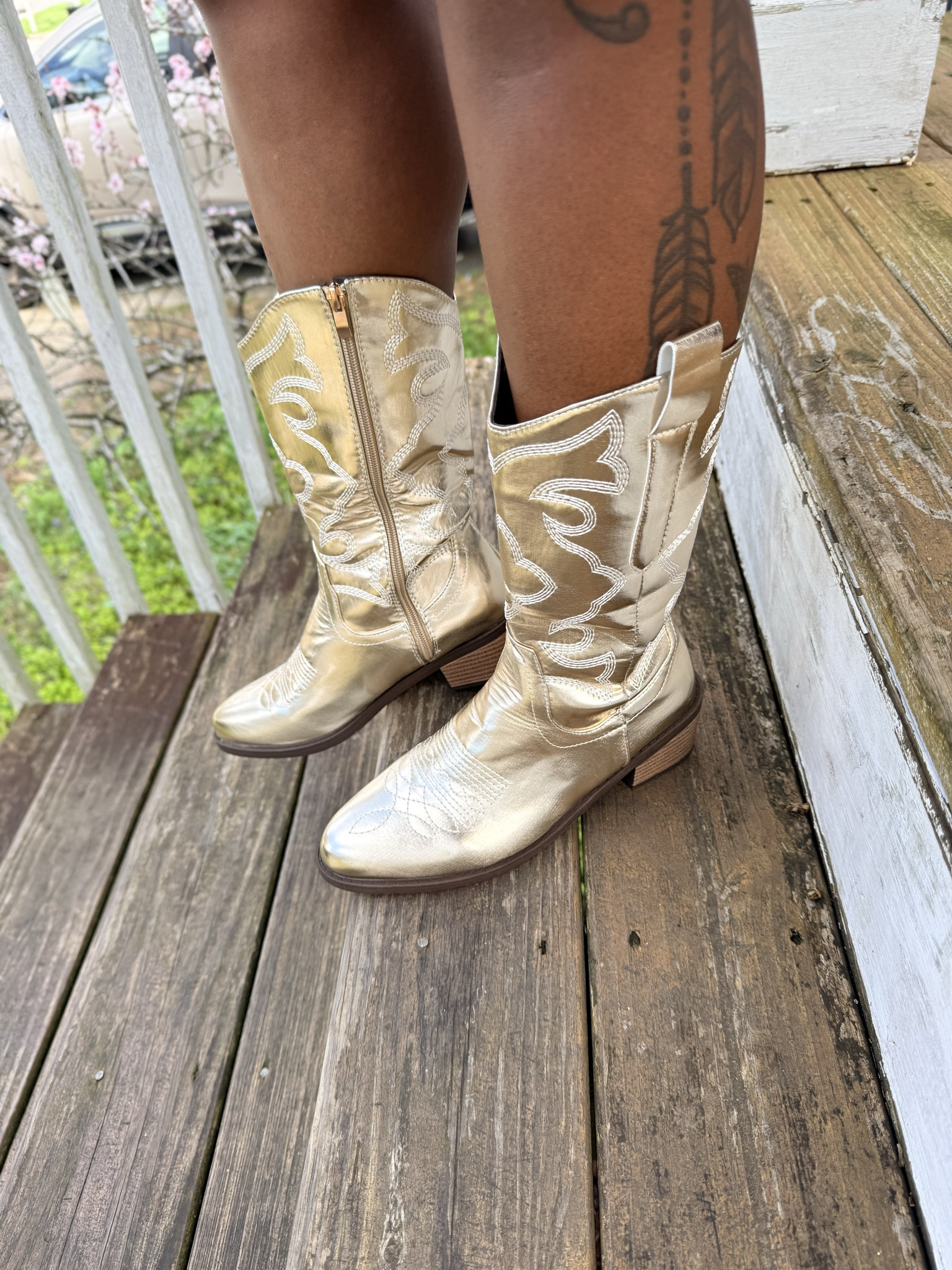 Spring outfits + cowboy boots = the cutest combo 🤠🌸

Denim dresses
Flowy skirts
Spring florals
Cute mini dresses

Cowboy boots instantly make any outfit feel fun, stylish, and a little western chic. I linked my favorite spring cowboy boots to style all season long.

#CowboyBoots #SpringStyle #WesternStyle #CowgirlStyle #SpringOutfits #BootSeason #WesternFashion #ShoppingWithPriiincesss #Atlantamom #Atlantabloggers #Atlantablogger #AtlantaCreator #Atlantacontentcreators #Atlantacontentcreator


#LTKFestival #LTKSpringSale #LTKootd