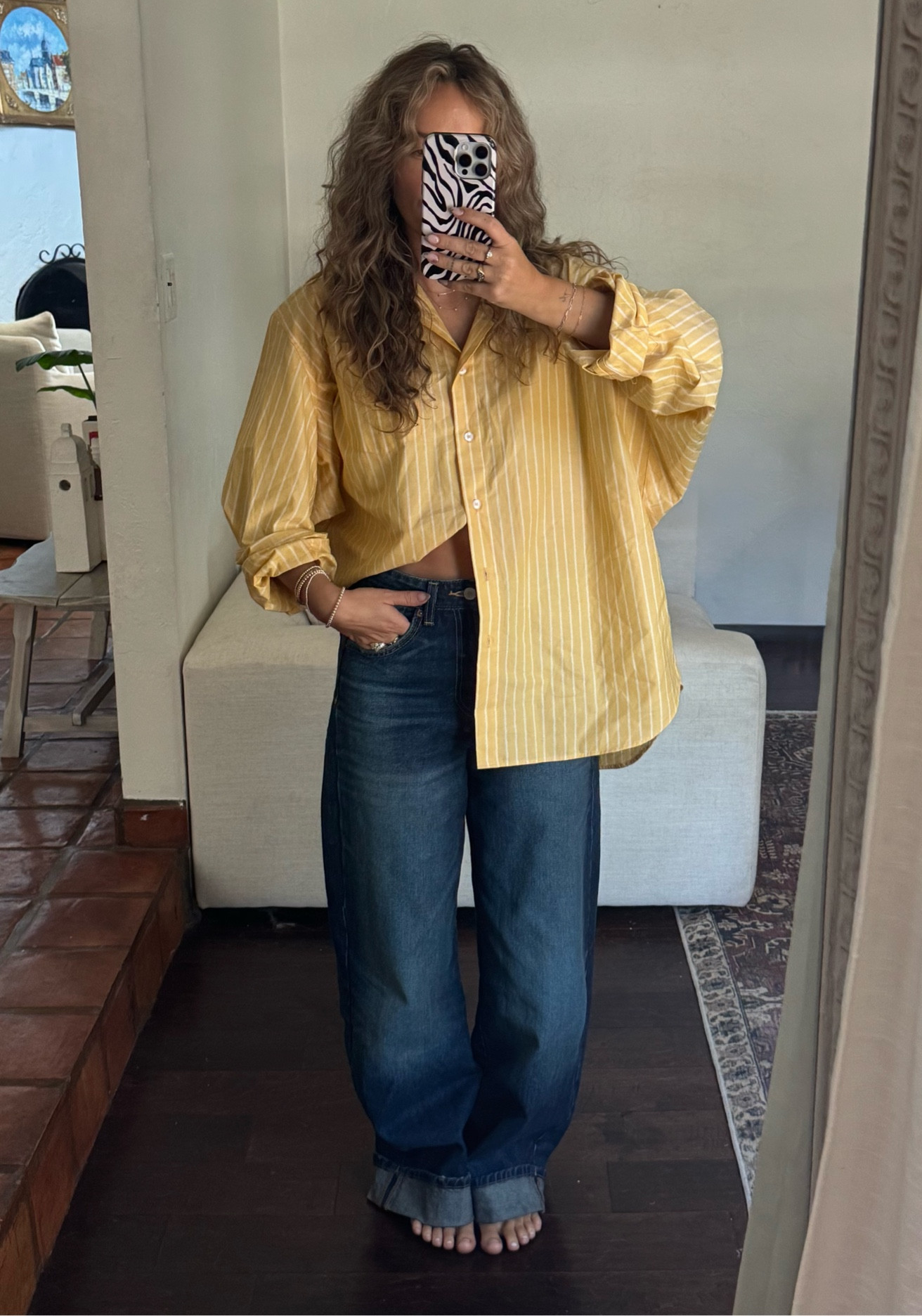 Starting my transition into fall wardrobe🙌🏻 About this yellow button down and relaxed denim.. and then adding a cardi over the shoulders 😍

Top: Medium
Bottoms: 25

#LTKSeasonal #LTKPetite