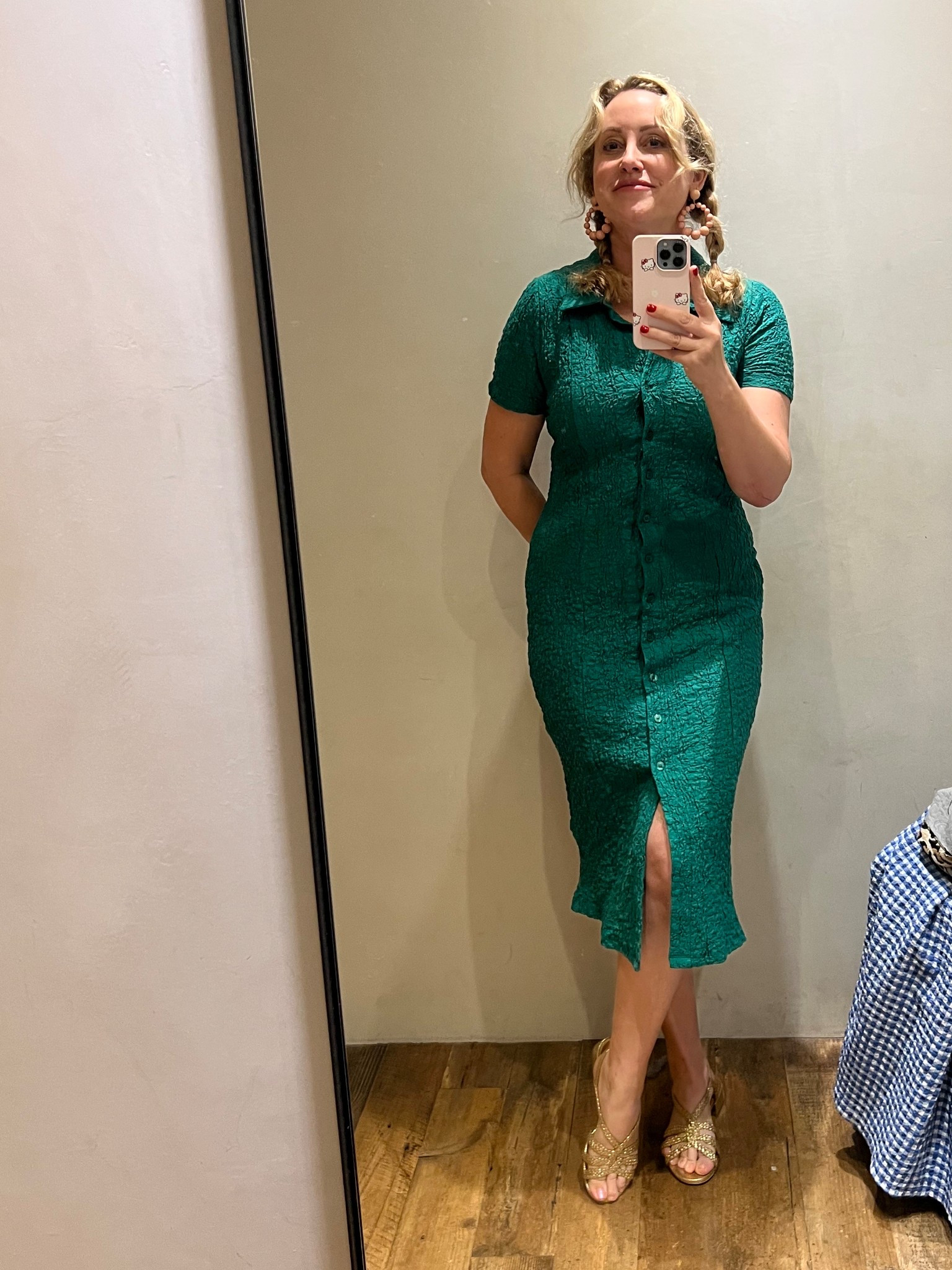 Cutie green dress!

#LTKSeasonal #LTKStyleTip #LTKWorkwear