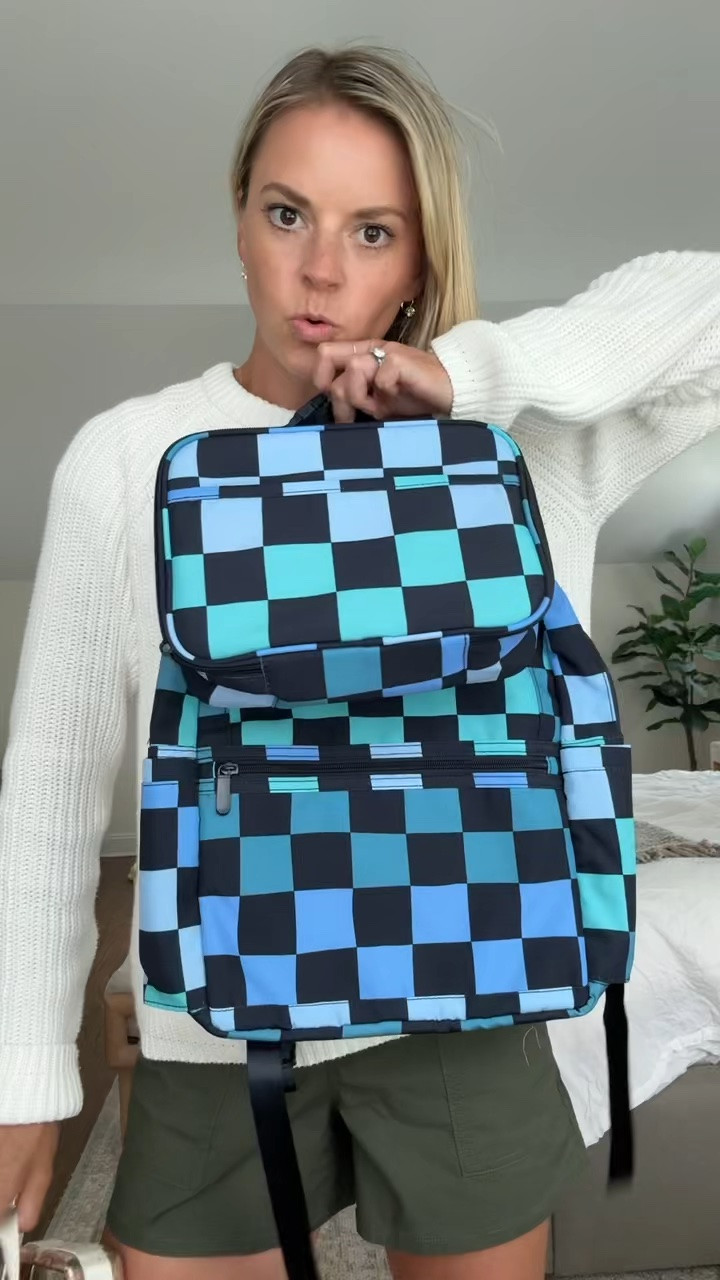 If you’re shopping for back to school items for your kids be sure to check out @Quince. Picked up the matching backpack and lunchboxes for Dylan and Landon. I went with the small sizes, but if your little is starting Kindergarten/1st grade, I would go with the medium size. 
**Wearing medium sweater (sized up 1) and size small shorts, tts
#QuincePartner

#LTKgrwm #LTKKids