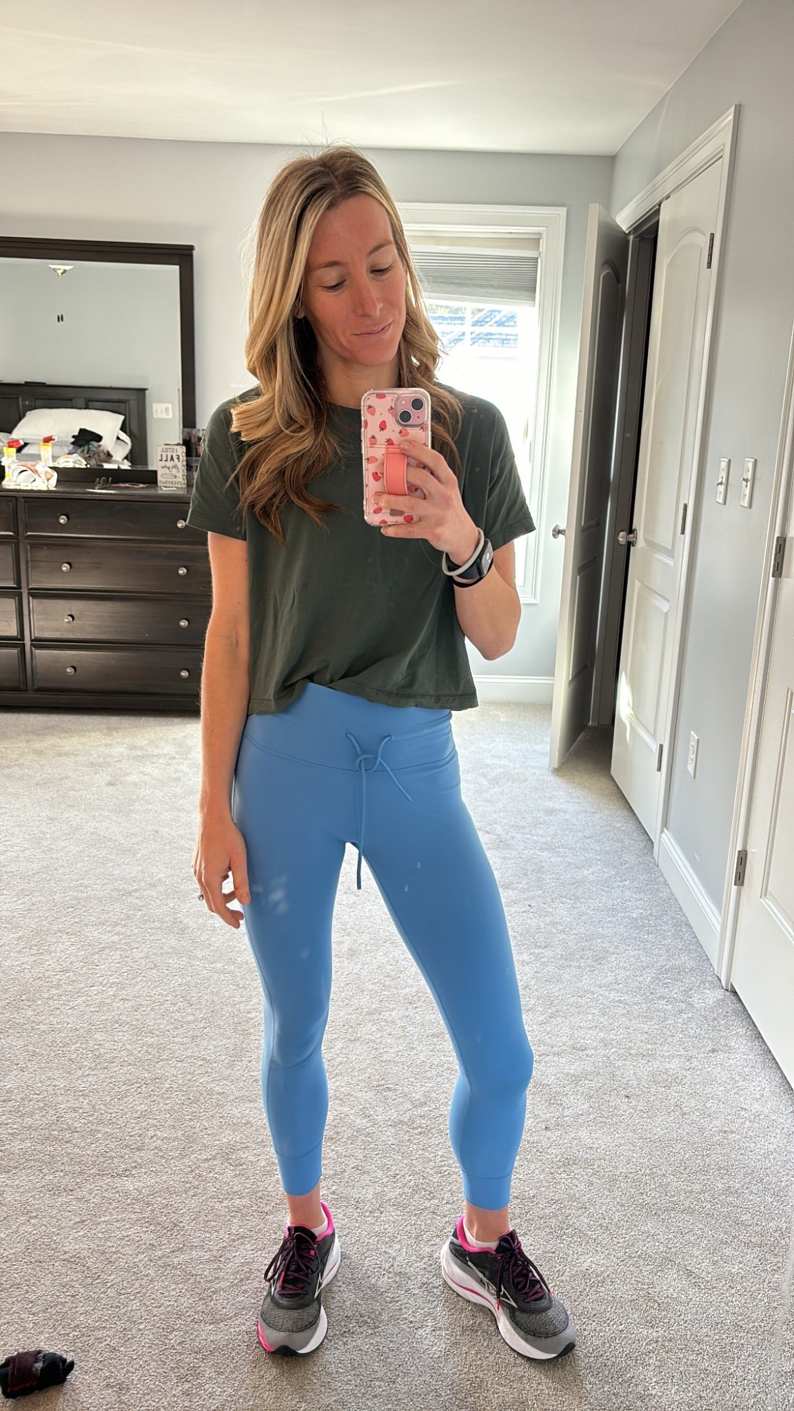 I sure have a legging obsession, but this style might be my favorite! I love the high waisted front tie! This exact color is no longer in stock, but there are a few new colors, and they also have the same tie option for biker shorts and skirts for springtime!

#LTKActive #LTKFindsUnder100