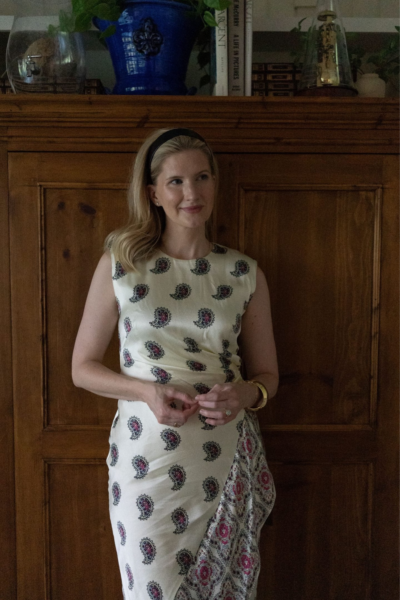 this faux-wrap paisley midi-dress is a fall must-have 🤍 flattering, feminine, and perfect for everything from date nights to cozy weekends! #MidiDress #FallFashion #LTKFall #inJcrew #ad @Jcrew

#LTKStyleTip #LTKSeasonal