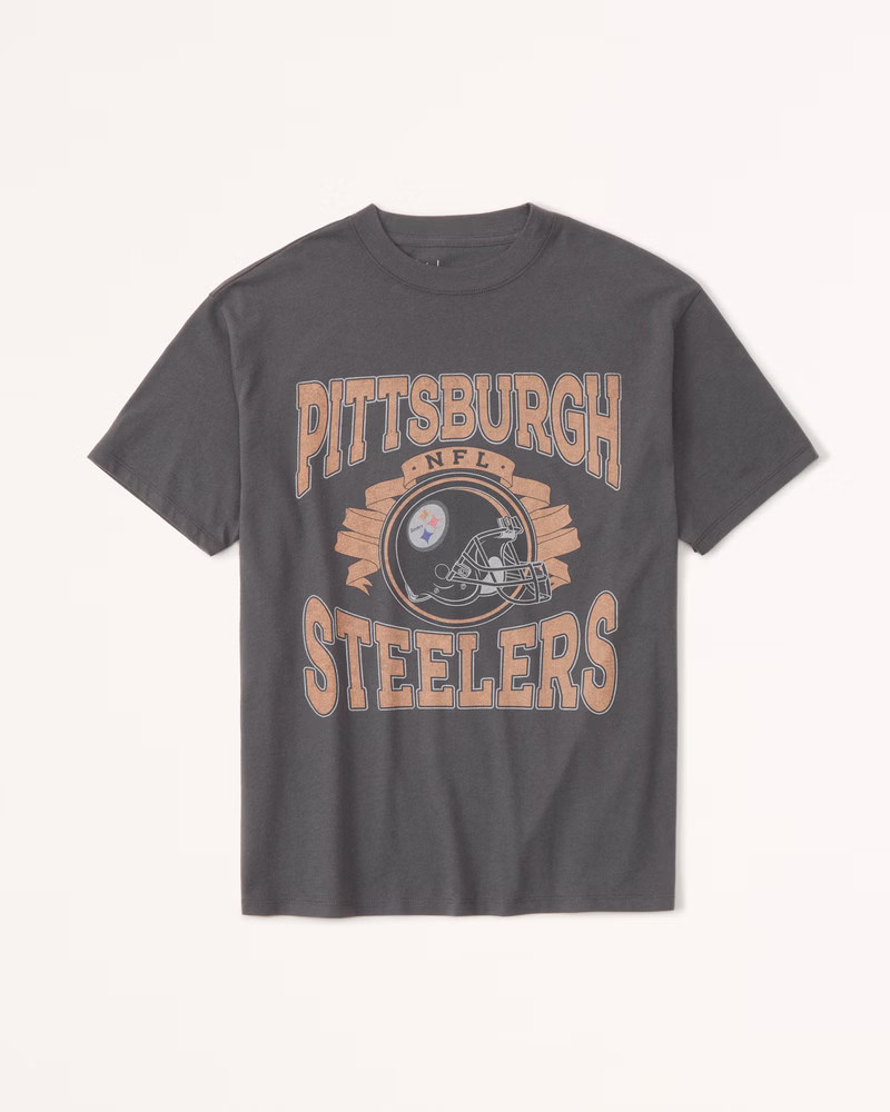 Women's Oversized Boyfriend Pittsburgh Steelers Graphic Tee | Women's Tops | Abercrombie.com | Abercrombie & Fitch (US)