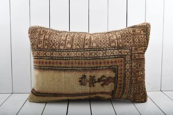 16x24 Decorative Kilim Pillow, Handmade Kilim Pillow, Vintage Kilim Pillow, Kilim Pillow Cover, T... | Etsy (US)