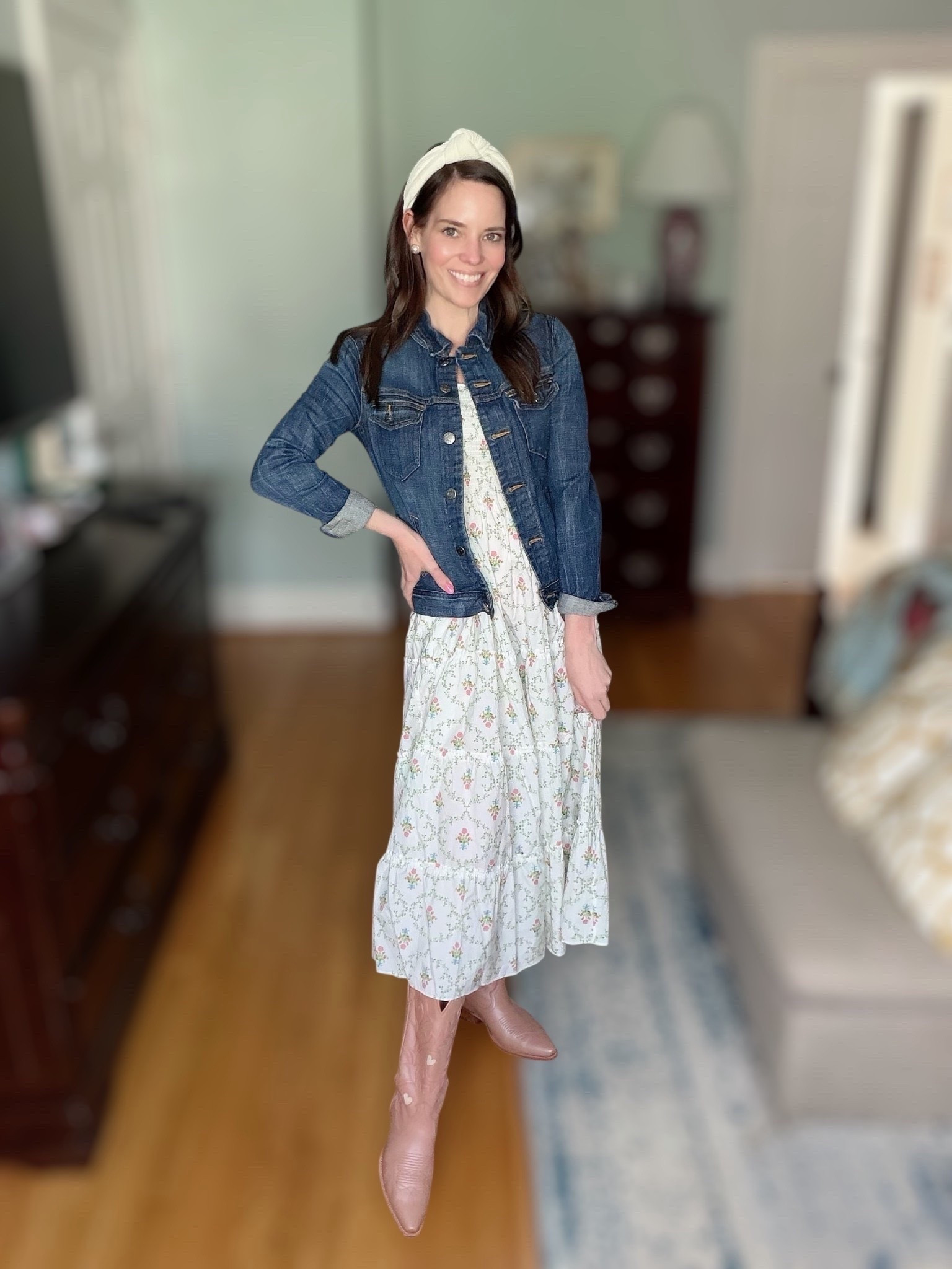 Feminine Spring Dress Outfit with Denim Jacket & Cowboy Boots


Soft feminine style with a little western flair 🌸 This floral Hill House nap dress is layered with a classic denim jacket for an easy spring outfit that works from day to night. Paired with rose gold cowboy boots and a simple headband for a fun mix of romantic and casual style.

Spring dress outfit, Hill House nap dress outfit, feminine spring style, floral midi dress outfit, denim jacket outfit, western inspired outfit, cowboy boots outfit, casual spring dress look, romantic spring outfit, everyday spring style.

#LTKOver40 #LTKspringtrends #LTKWorkwear

#LTKootd #LTKOver40 #LTKFestival