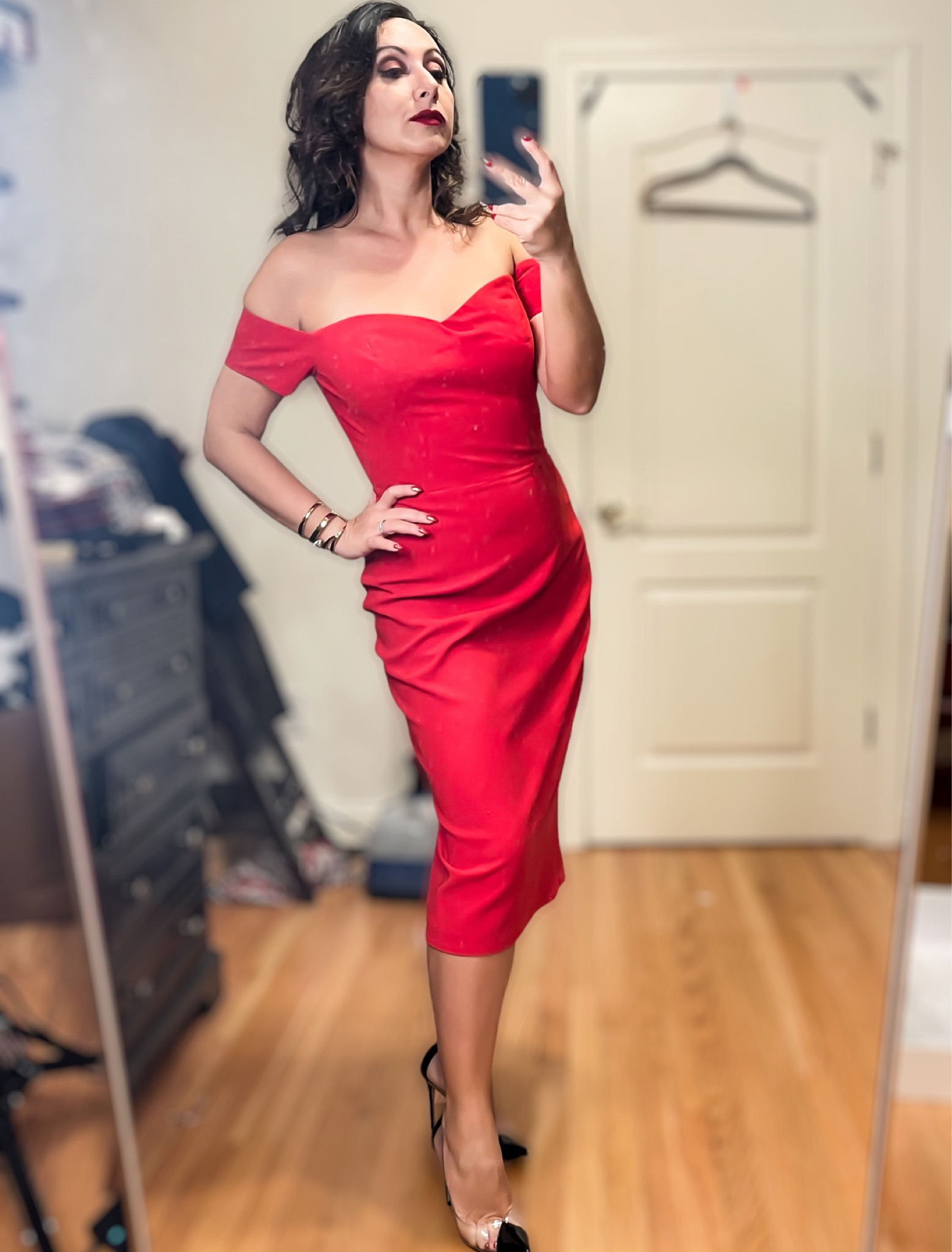 This beauty is restocked just in time for New Year in all colours! 



#LTKstyletip #LTKHoliday #LTKparties