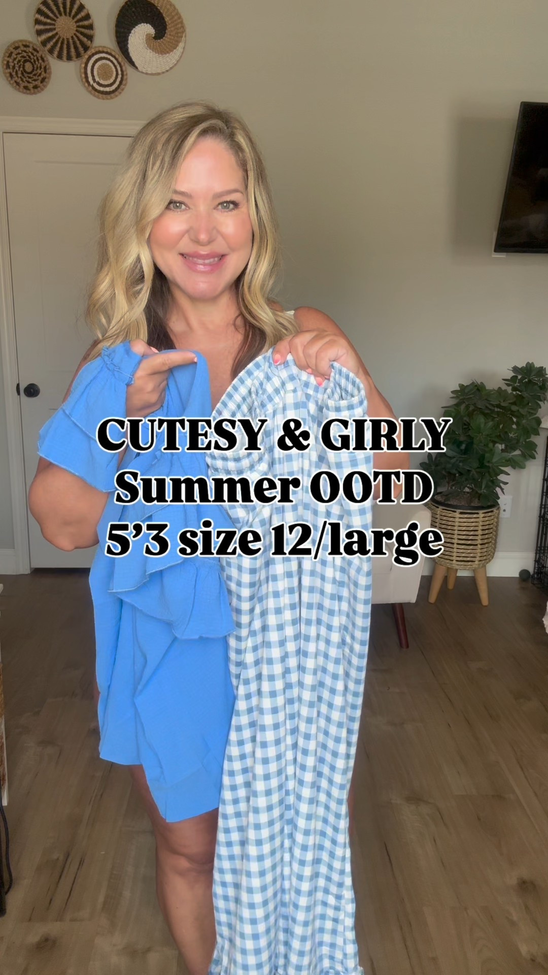 Size large in both top and pants. Could do a medium in the top. Sandals are tts 

#LTKPetite #LTKMidsize #LTKOver40