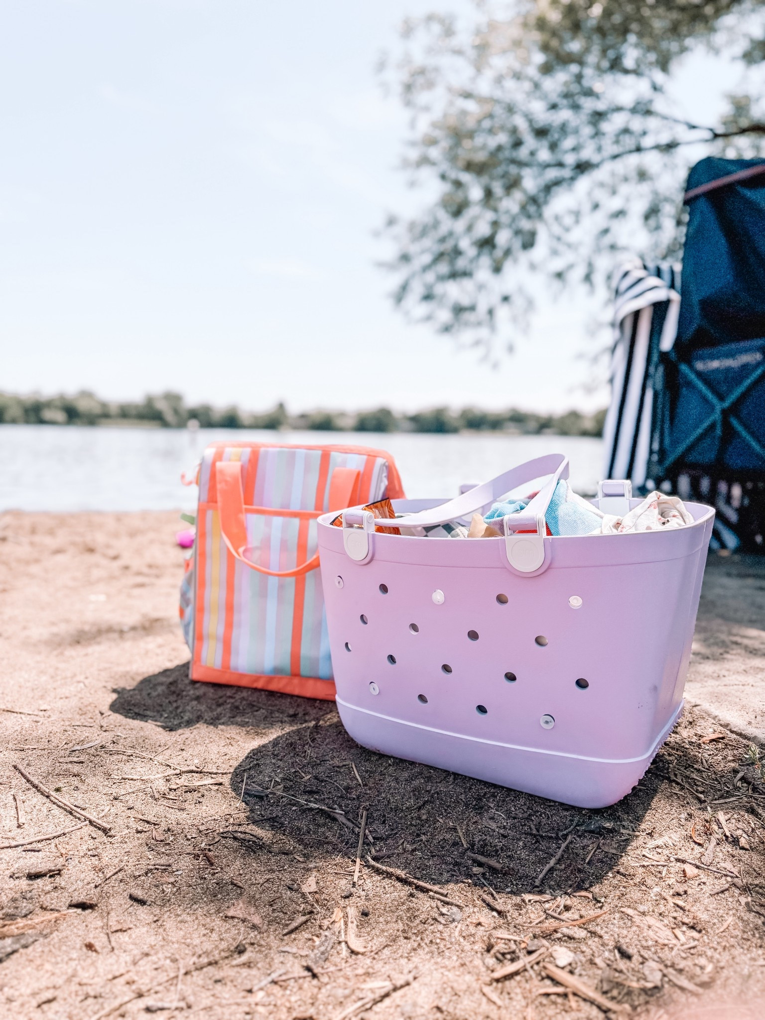 Beach bag & backpack cooler coming in clutch today. 

#swimbag #poolbag #picnicbag 

#LTKSwim #LTKFindsUnder50 #LTKItBag
