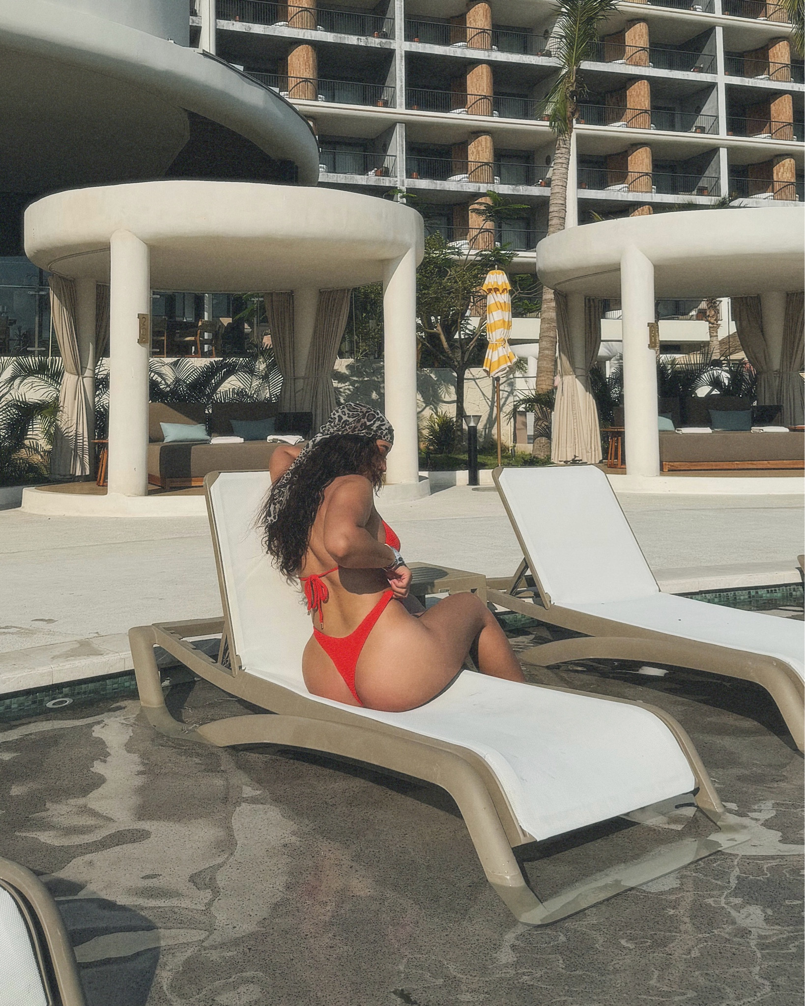 I think they call this a thirst trap 🙂‍↔️😘💋🍒

#vacation #beachoutfit #poseinspo #latinacontentcreator 
Bikini beach photo inspo vacation latina content creator