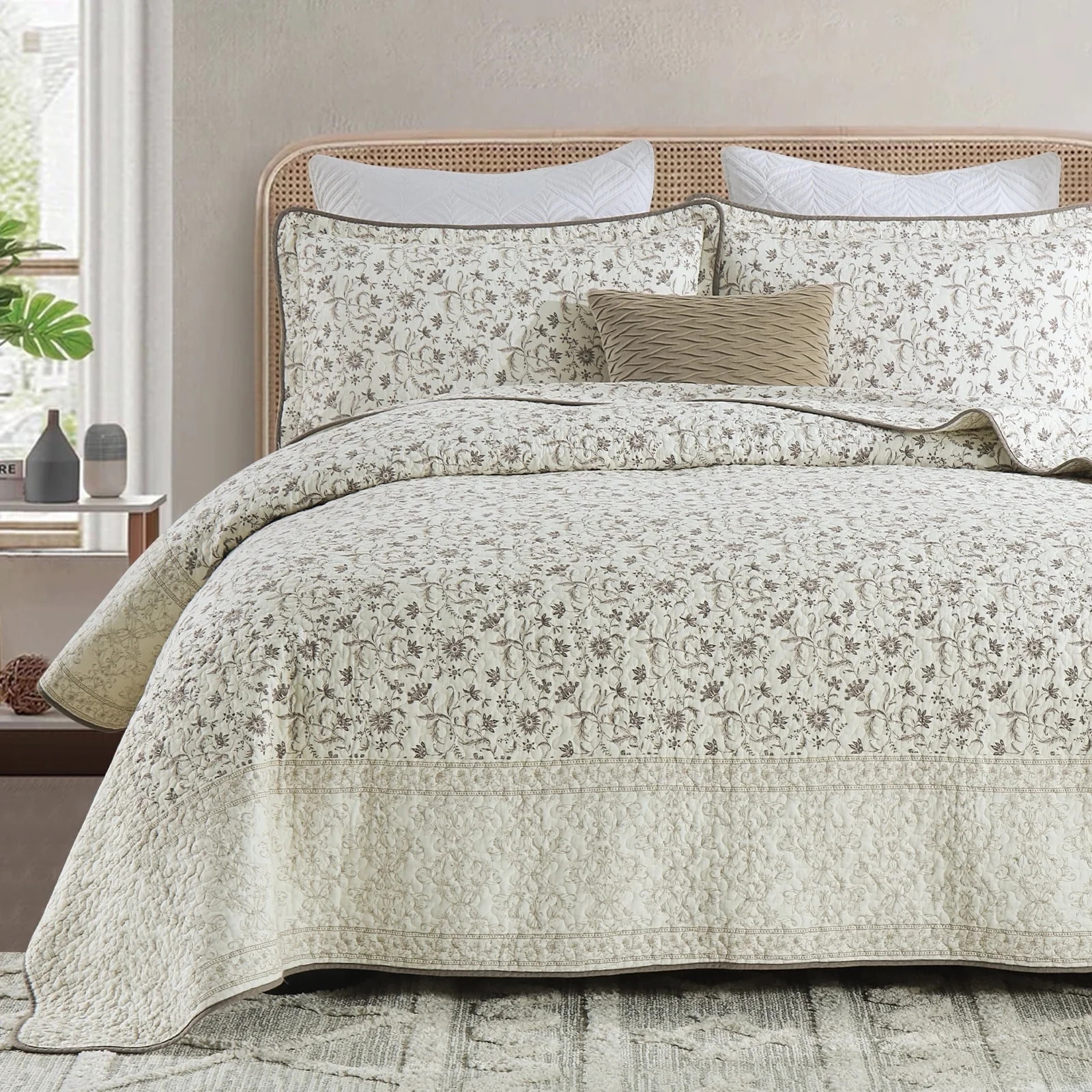 DDUOXIN Floral Beige Queen Size Quilts - 100% Cotton Queen Size Bedspread Quilt Set, Flower Quilt... | Walmart (US)