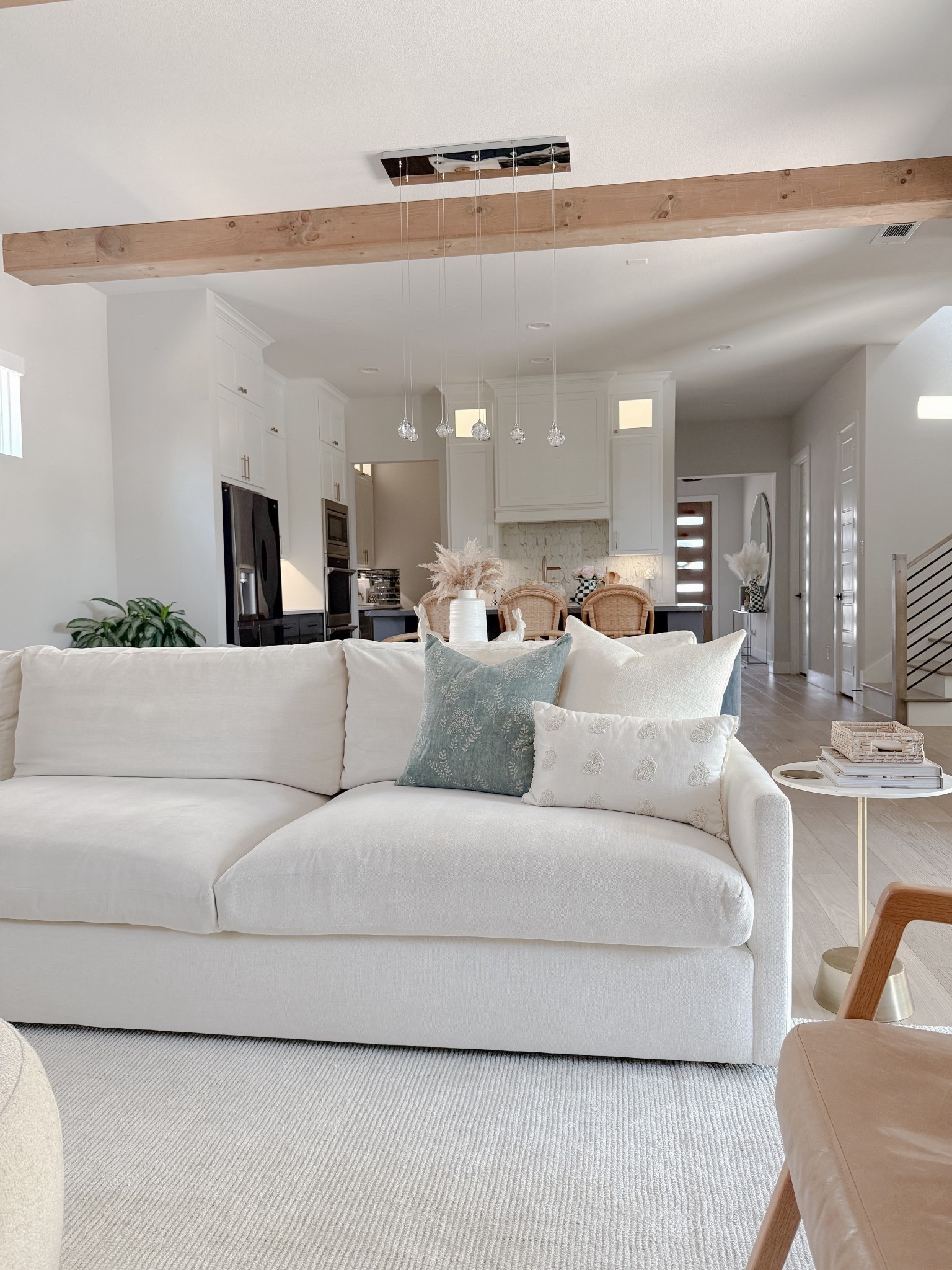 touches of Easter & Spring in our home 🤍🐇🥚🌸 

#LTKSaleAlert #LTKSeasonal #LTKHome