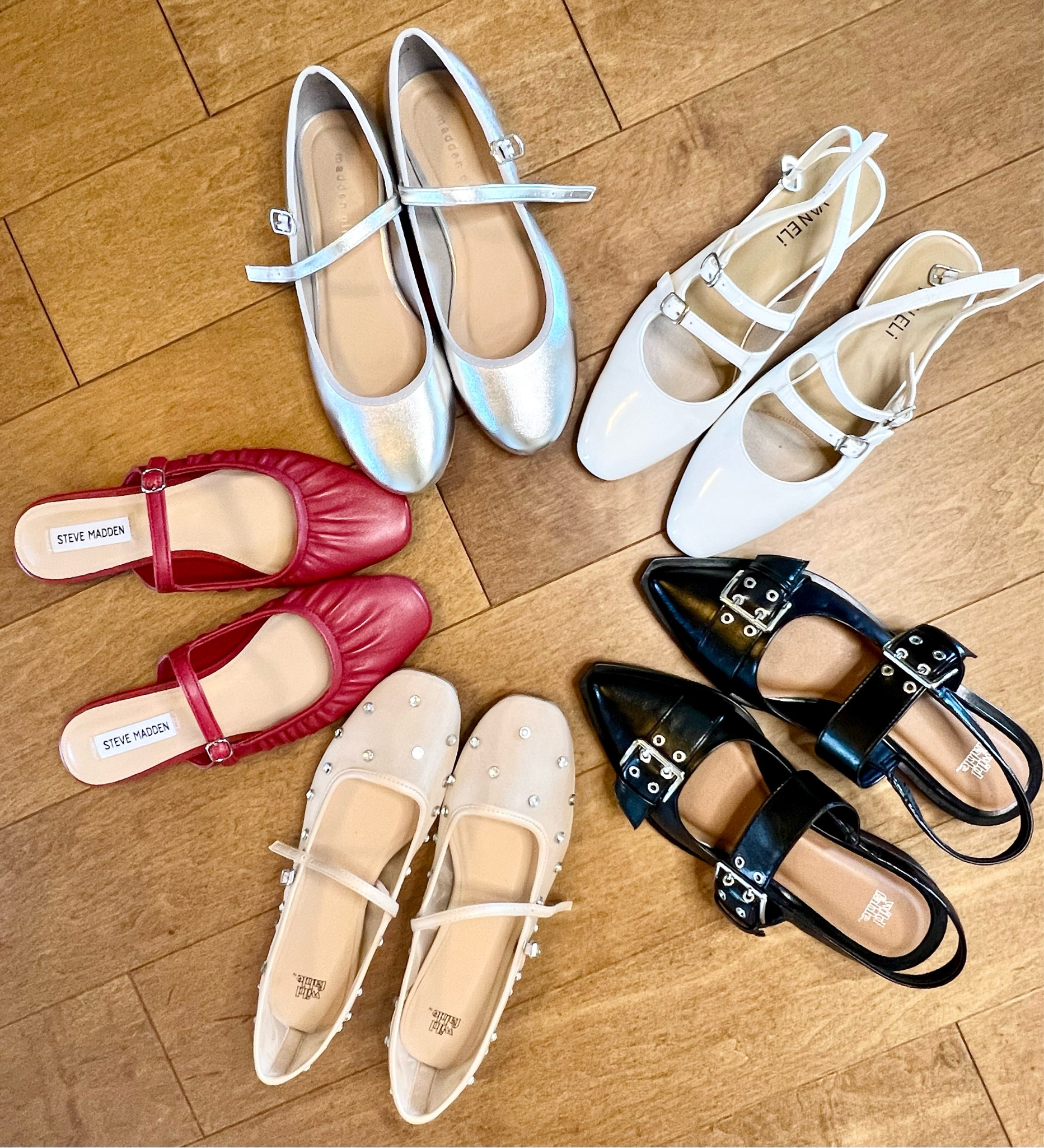 It’s “In Between” season for shoes! The perfect shoes to wear in between sandal season and boot season. 

Fall Shoe Trends
* Mary Jane flats
* Buckle detail flats 
* Metallic flats 
* Embellished ballet flats 
* Red shoes 


#LTKSeasonal #LTKStyleTip #LTKShoeCrush