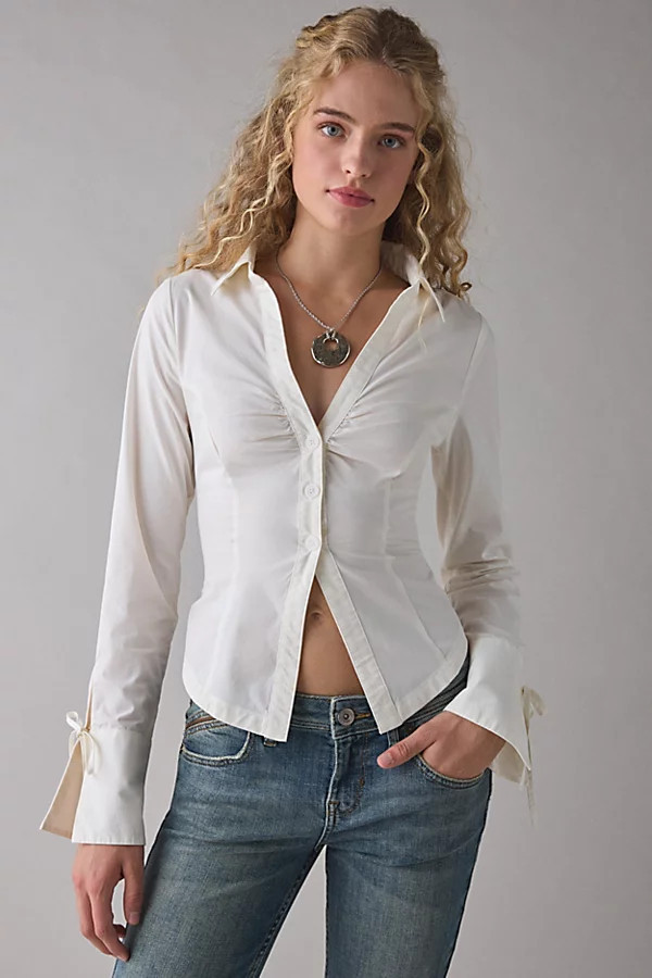 Kimchi Blue Poppy Button-Front Flyaway Slim Shirt Top in White, Women's at Urban Outfitters | Urban Outfitters (US and RoW)