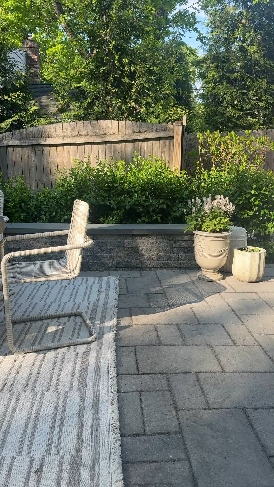 The prettiest spring day for Mother’s Day! And our outdoor rugs and furniture are on sale so they’re worth sharing…

#LTKSaleAlert #LTKHome #LTKSeasonal