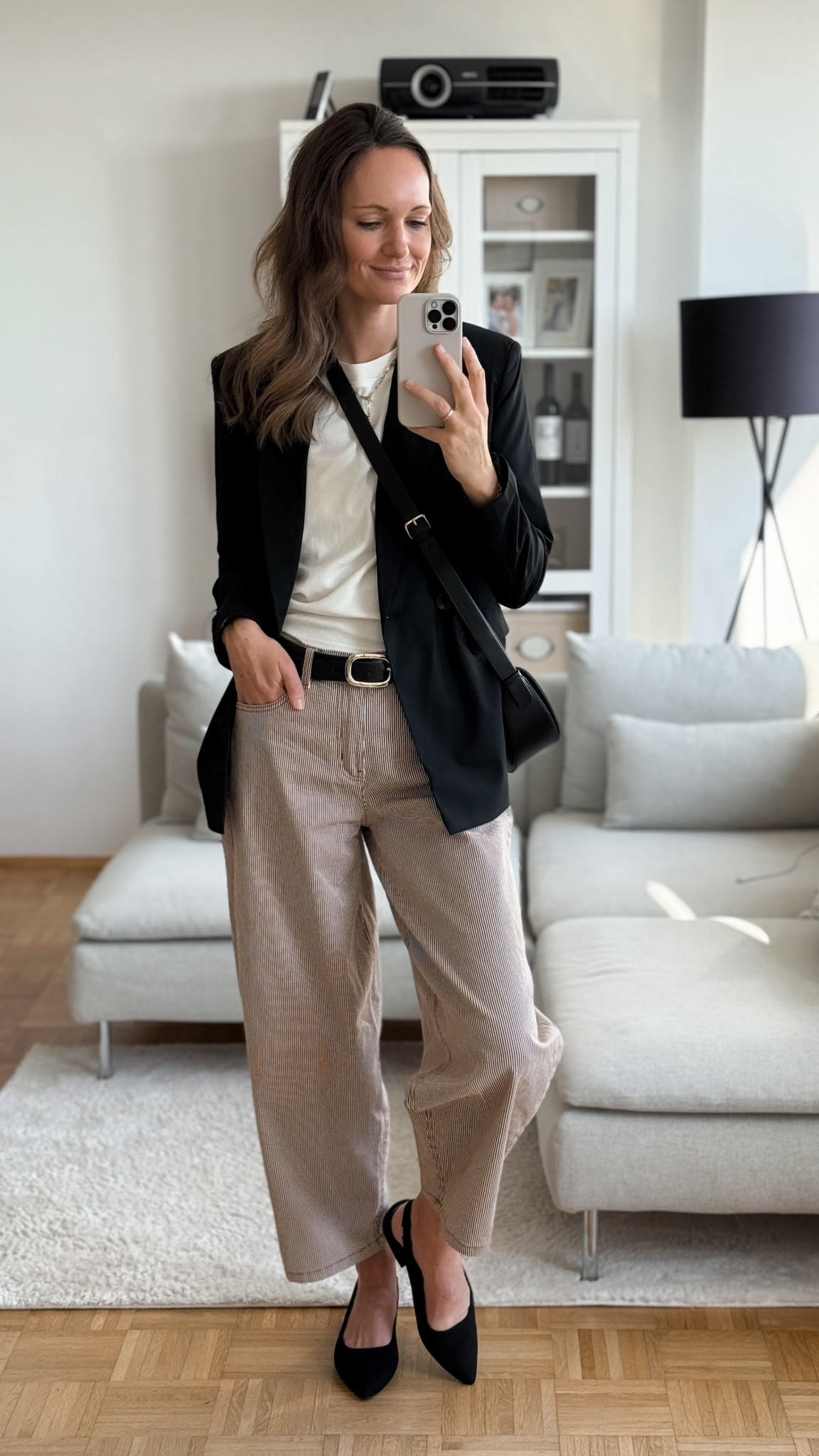 Casual Frühlings Outfit von @Bonprix mit der beliebten Ballon Hose und Sling Pumps.

#LTKdeutschland #LTKstyletip #LTKspring