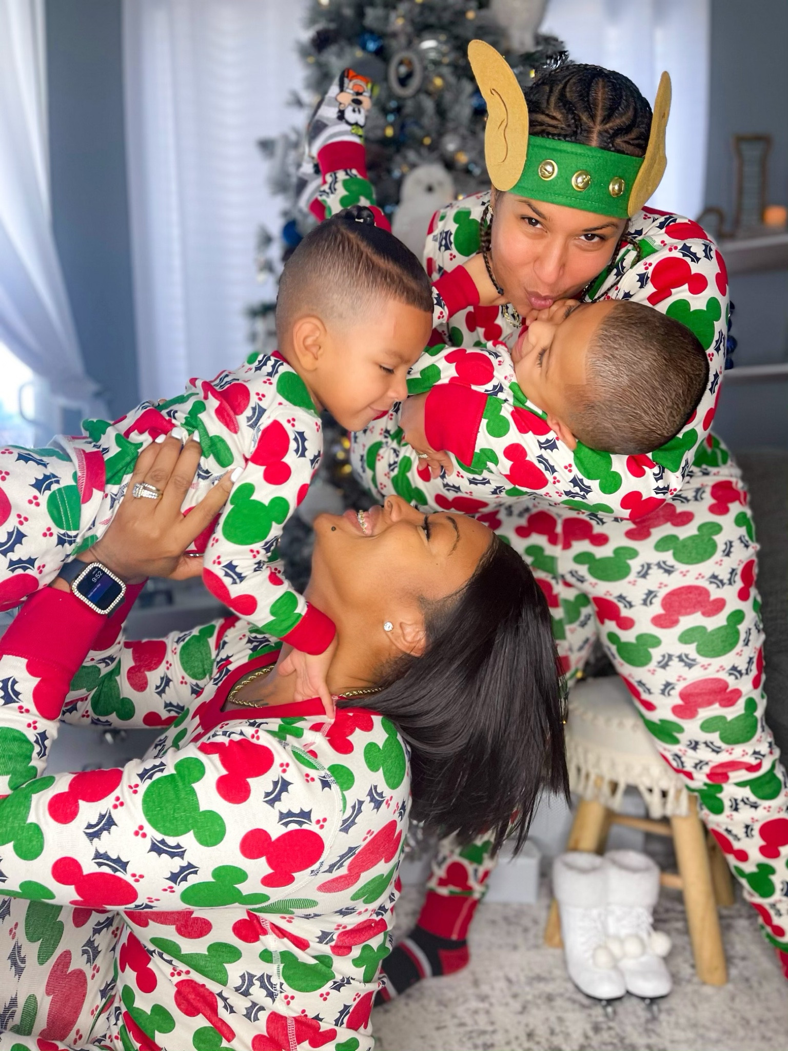 Holiday memories and coziness! Matching holiday set 50%off!

#LTKSeasonal #LTKHoliday #LTKfamily