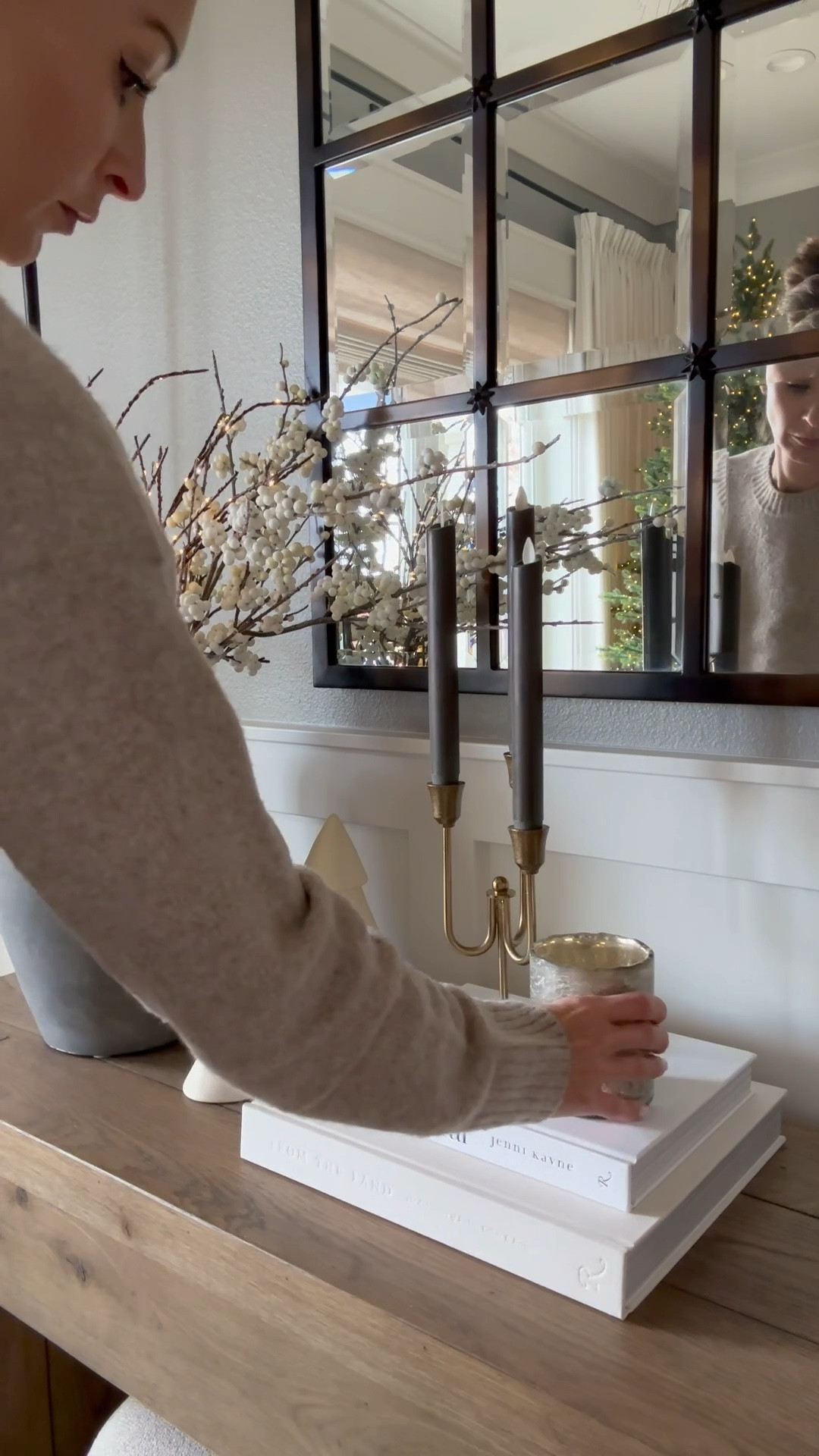 Holiday Console Table Styling Ideaas

#LTKHome #LTKHoliday #LTKStyleTip