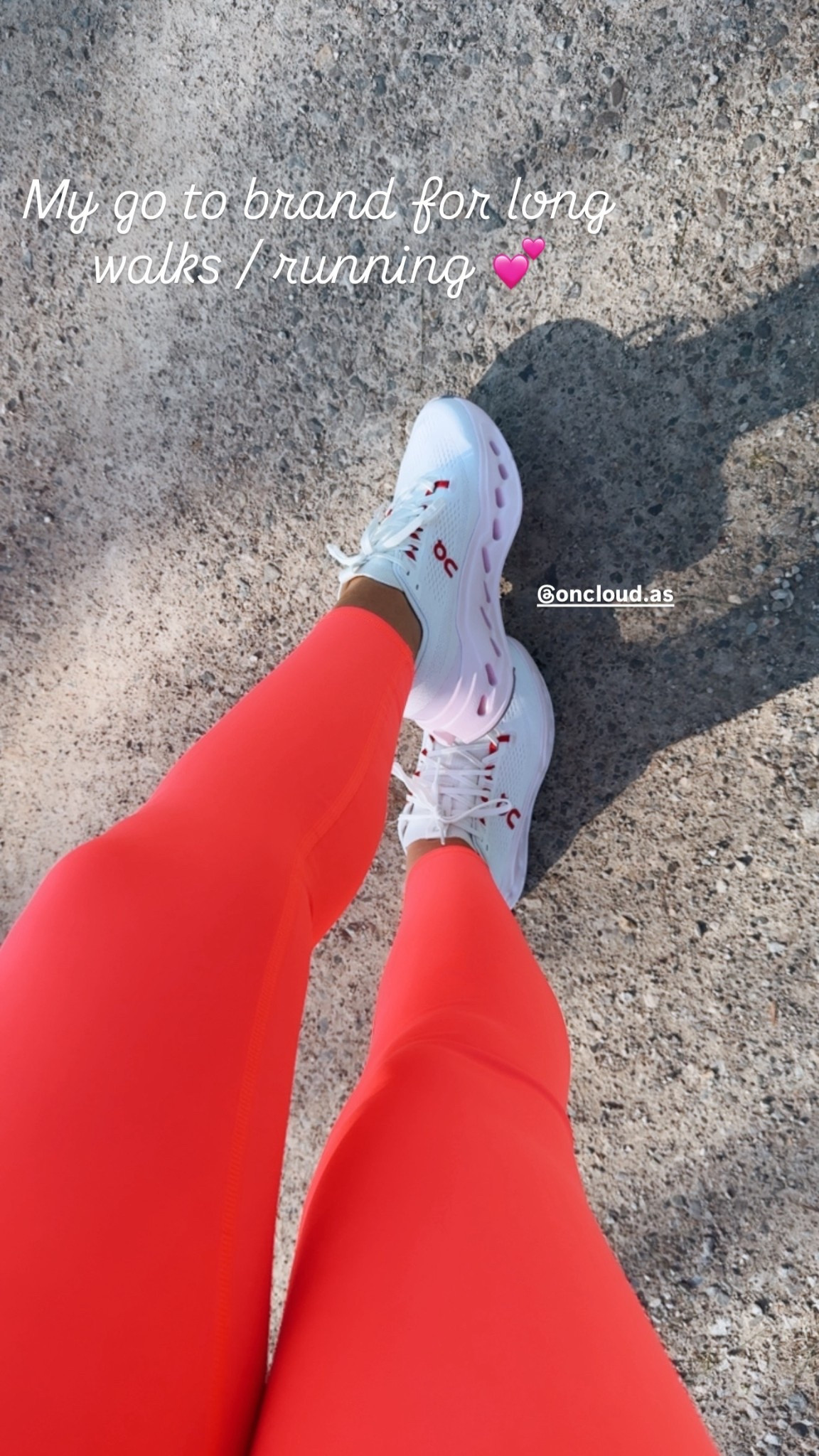 Sunday walk- with my new on cloud sneakers 


#LTKfitnessgoals #LTKootd #LTKActive