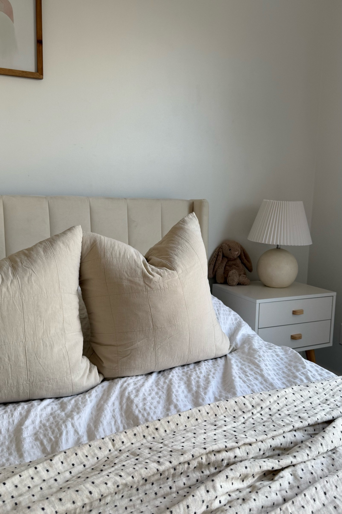 Bedroom pillows | bedroom decor | cute and cozy home | big girl bedroom 

#LTKHome