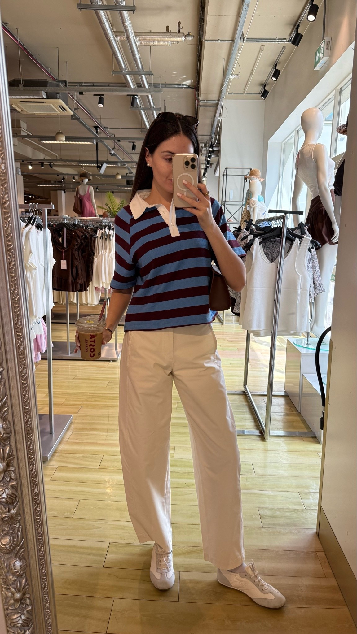 Wearing size XS in trousers

#LTKeurope