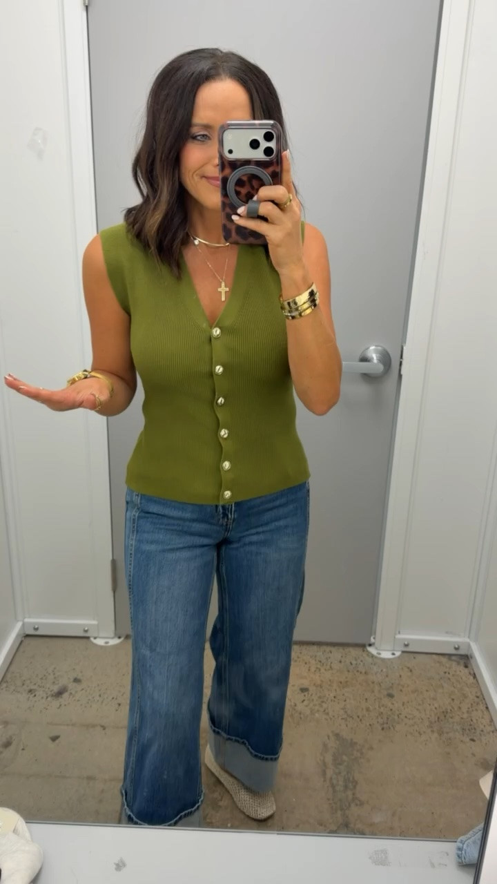 SOOO GOOD!👏🏻

size xs/2


#WalmartFinds #WalmartFashion #WalmartStyle #FallFashion #FallStyle #AffordableFashion #FallOutfits #FashionFinds #EverydayStyle #LTKCreator #LTKFashion