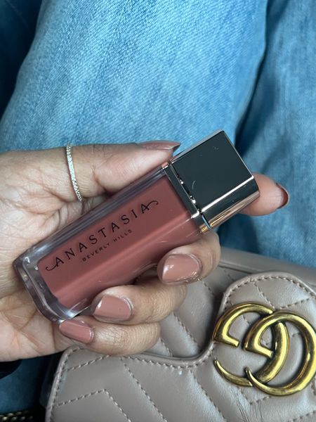 Matte lips with the best comfort feels like just own lips stunning ABH lip cream shade 

#LTKbeauty