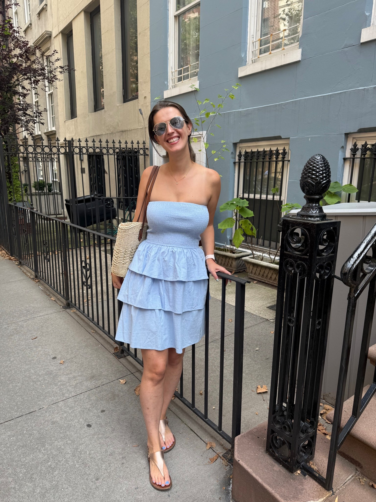 OBSESSED doesn’t begin to describe how much I love this dress from Zesica! Finally, a strapless dress I feel so confident in. I feel like Alice in Wonderland 🩵🩵🩵 

Wearing the dress in size small. Linked a lot of similar pieces for everything else!

Sun Dress | Summer Outfit Inspo | Amazon Fashion | Zesica Dresses

#LTKSeasonal #LTKStyleTip #LTKFindsUnder50