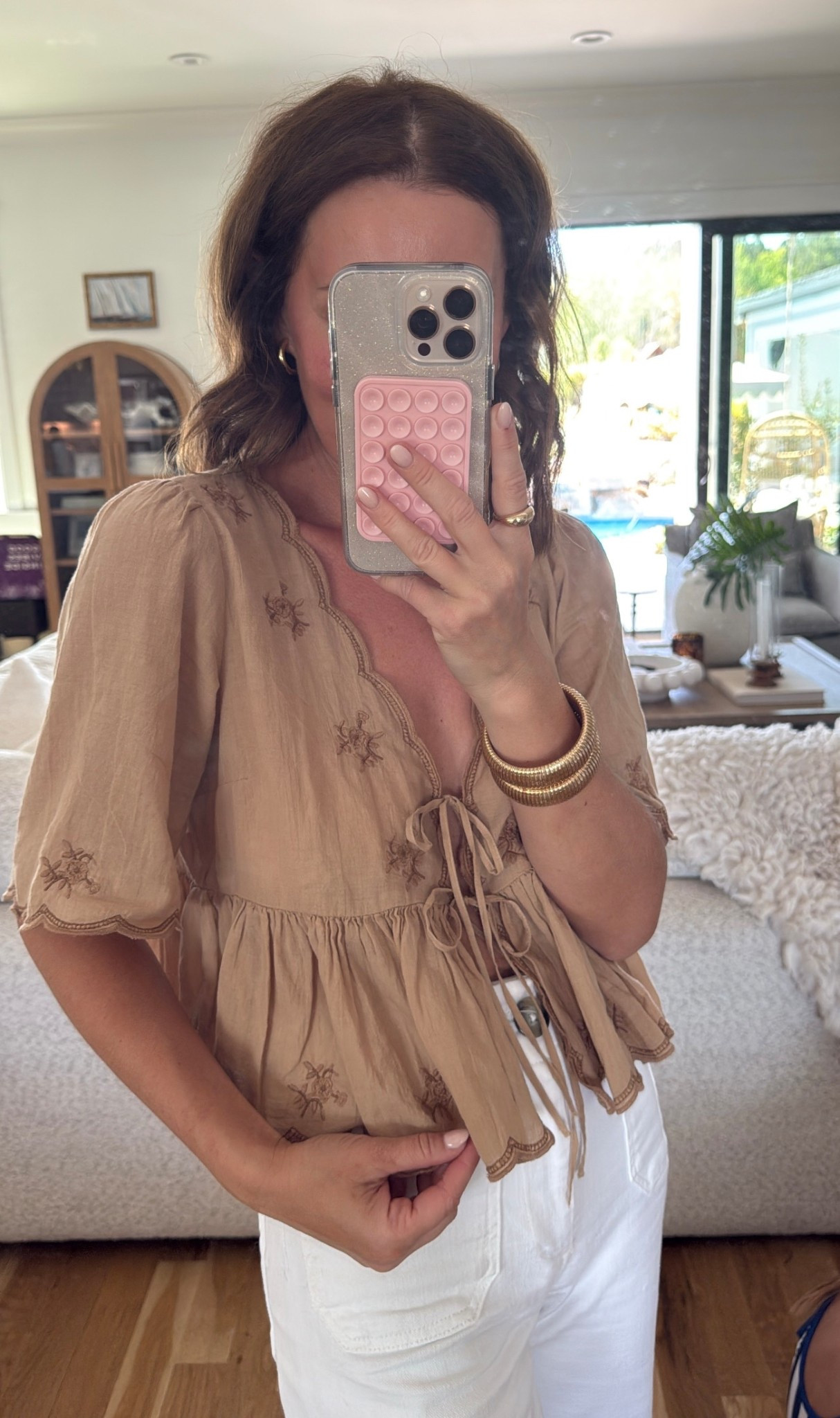 wearing size small 🐻


#LTKSaleAlert #LTKFindsUnder50 #LTKStyleTip