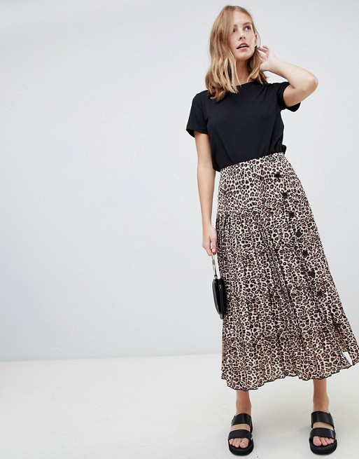 Out of stockASOS DESIGN pleated midi skirt with buttons in leopard printMORE FROM: | ASOS US