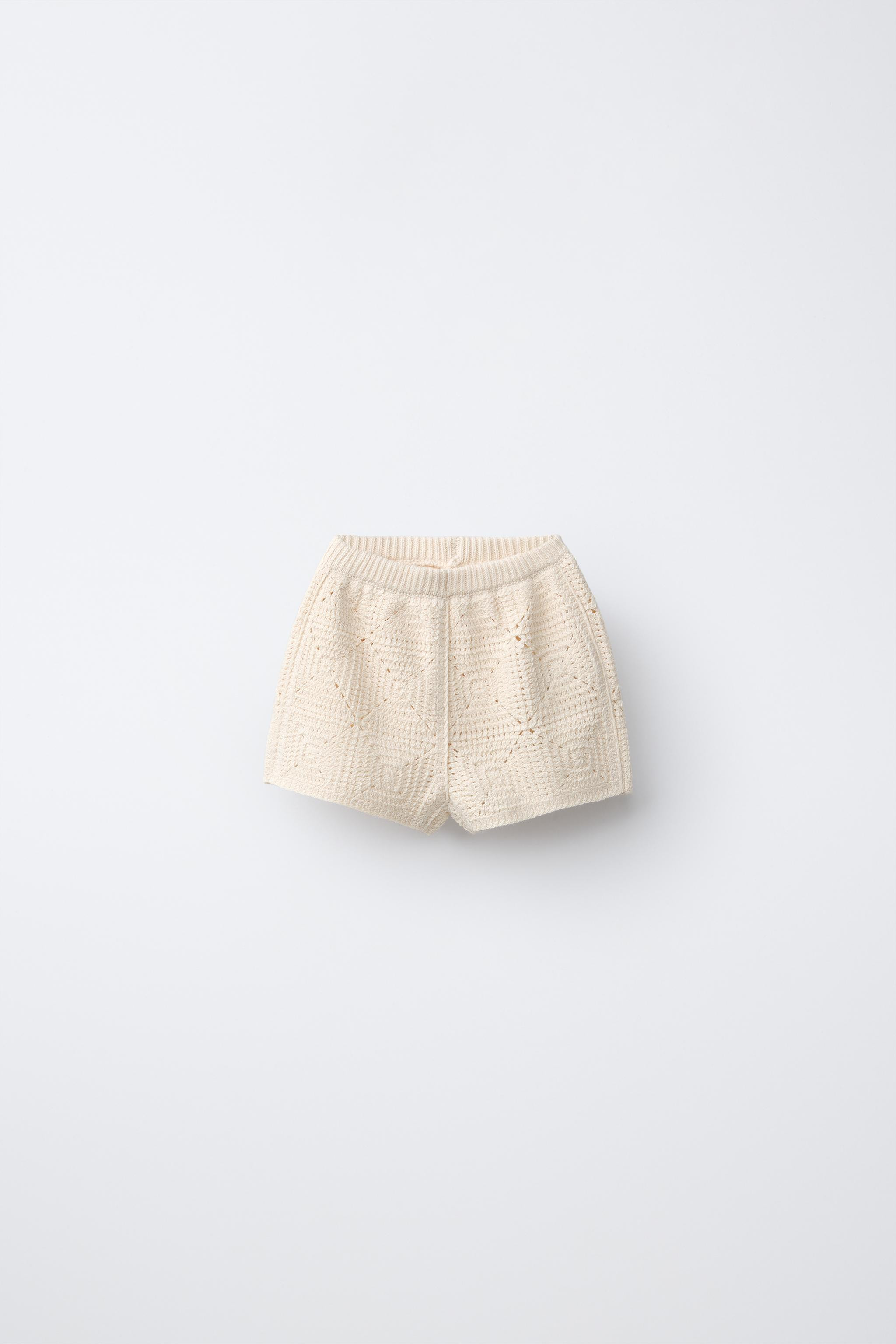 CROCHET KNIT BANANA SHORTS | Zara US