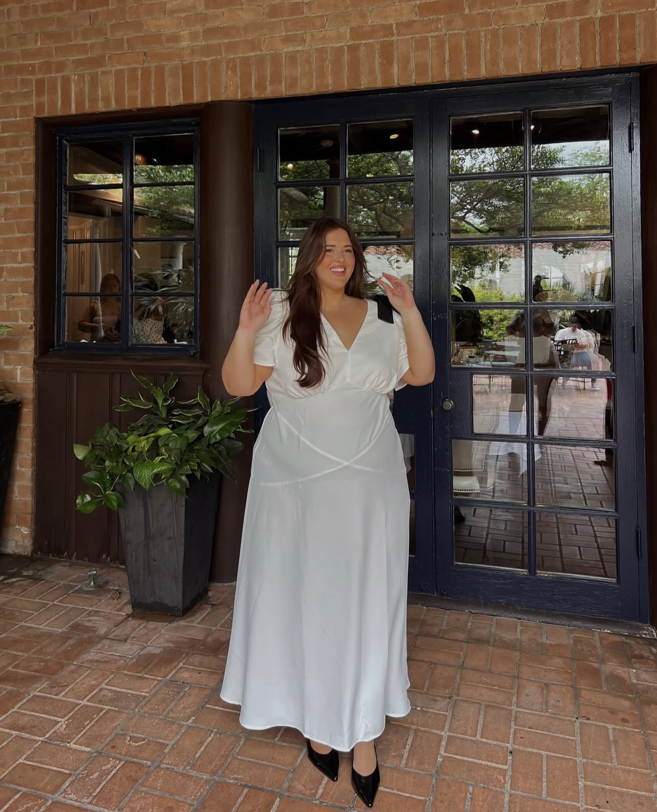 Dinner with @eloquii 🖤🍸

Plus size dress, spring dress, summer dress, white dress, graduation dresss

#LTKSeasonal #LTKStyleTip #LTKPlusSize