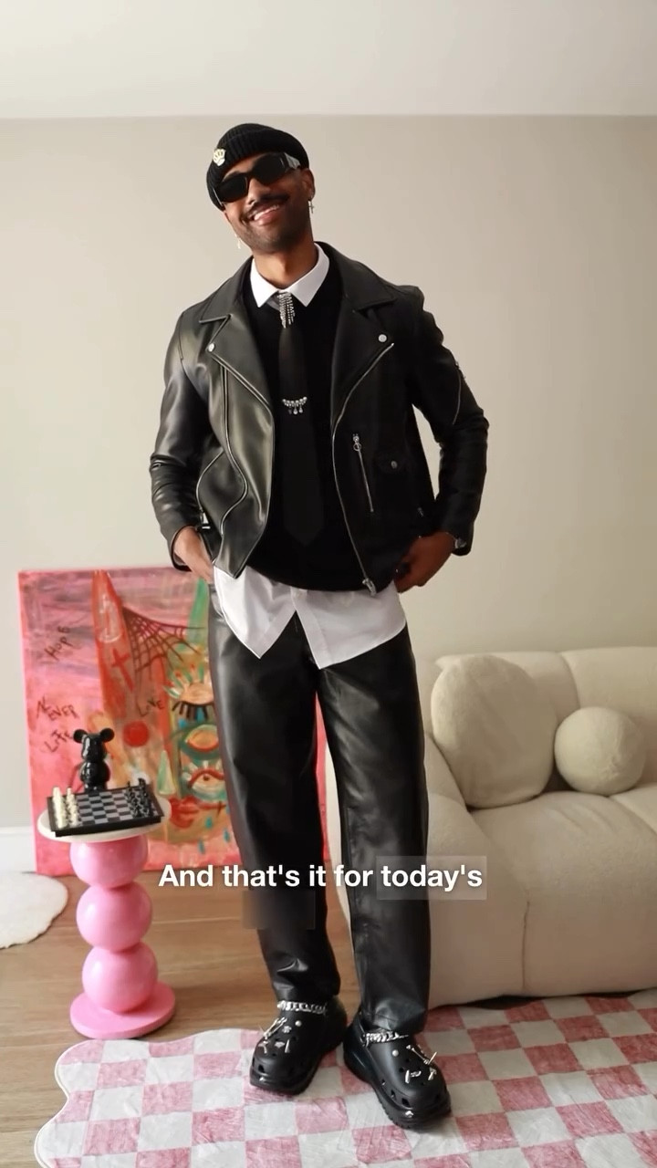 6’4 wasn’t tall enough so I added the Mega Crush Crocs . Leather, layers, and a spiked-up finish. Which piece are you feeling most?

#GRWMReel #MensStyleInspo #UKContentCreator #MegaCrushCrocs #TallMensFashion #FitCheckDaily #StyledByMe #CrocsStyle #ThriftedStyle #MenWithStyle #SmartCasualStyle #StyleWithMe