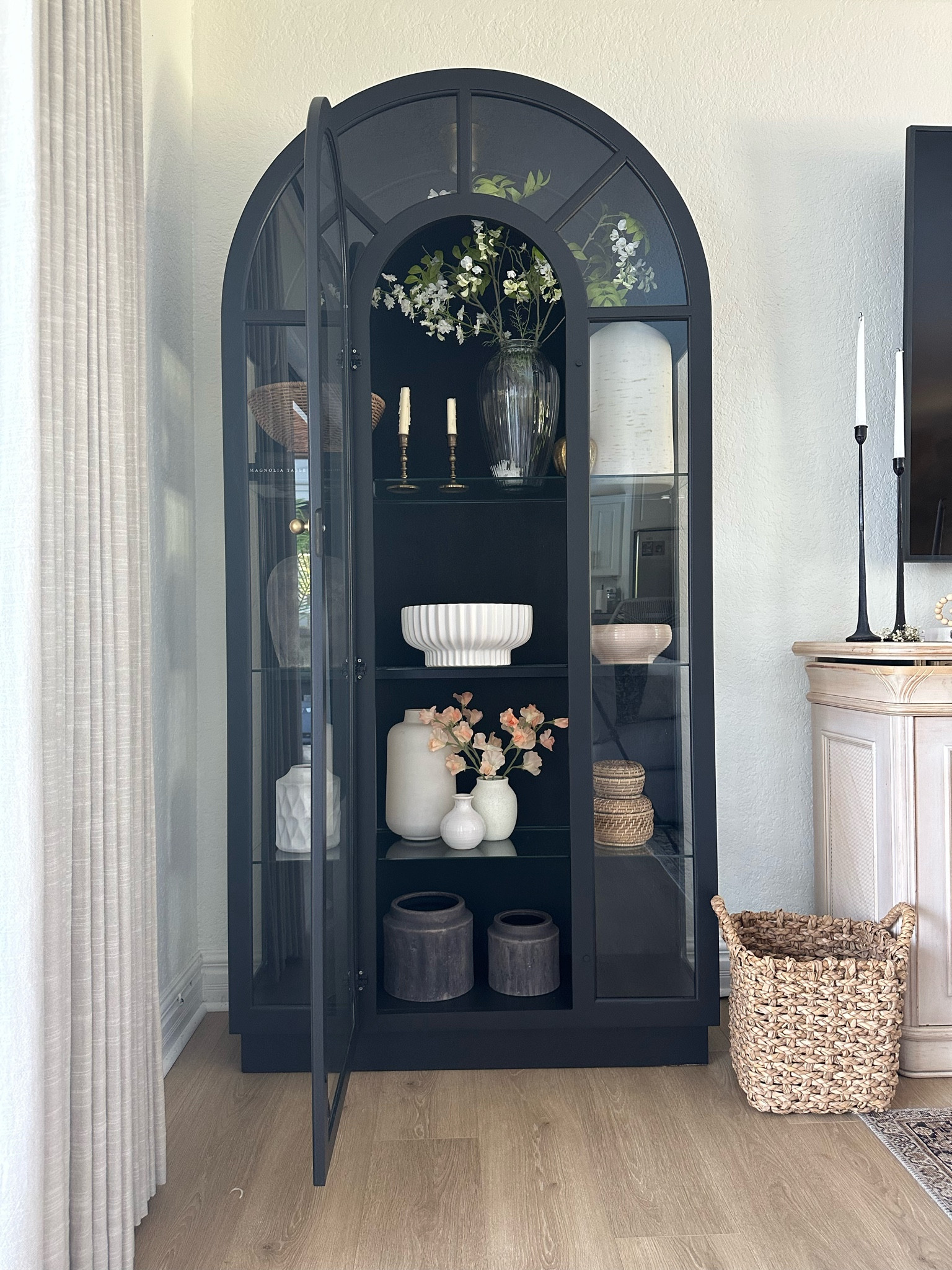 Arched Cabinet 
Cabinet styling 

Shelf styling 
Shelves 
Shelf decor 
Woven basket 
Planter 
Walmart planter 
Viral Walmart planter 
Walmart
Vase 
Target vase 
Target 
Cabinet 
Glass cabinet
McGee & Co 
Walmart 
Better homes and garden 
Walmart home 
Shelf 
Bookshelf 
Arc 
Arc cabinet 
Cabinet  
Christmas 
Black cabinet 
Cabinet 
Kitchen 
Dining room 
Kitchen cabinet 
Home inspo 
Cozy home 
Shelf decor 
Home decor 
Studio McGee 
Pottery barn 
Crate and barrel 
Gift 
Crate and barrel 
Sams club 
Sams 
Vintage 
Mixing old and new 
Vintage decor 
Home decor 
Amazon home 
Amazon 
Moody 
Organic modern 
Transitional 
Vintage 
Old and new 
Wood
Kitchen 
Living room 
Family room 
Dining room


#LTKhome #LTKfindsunder50 #LTKstyletip