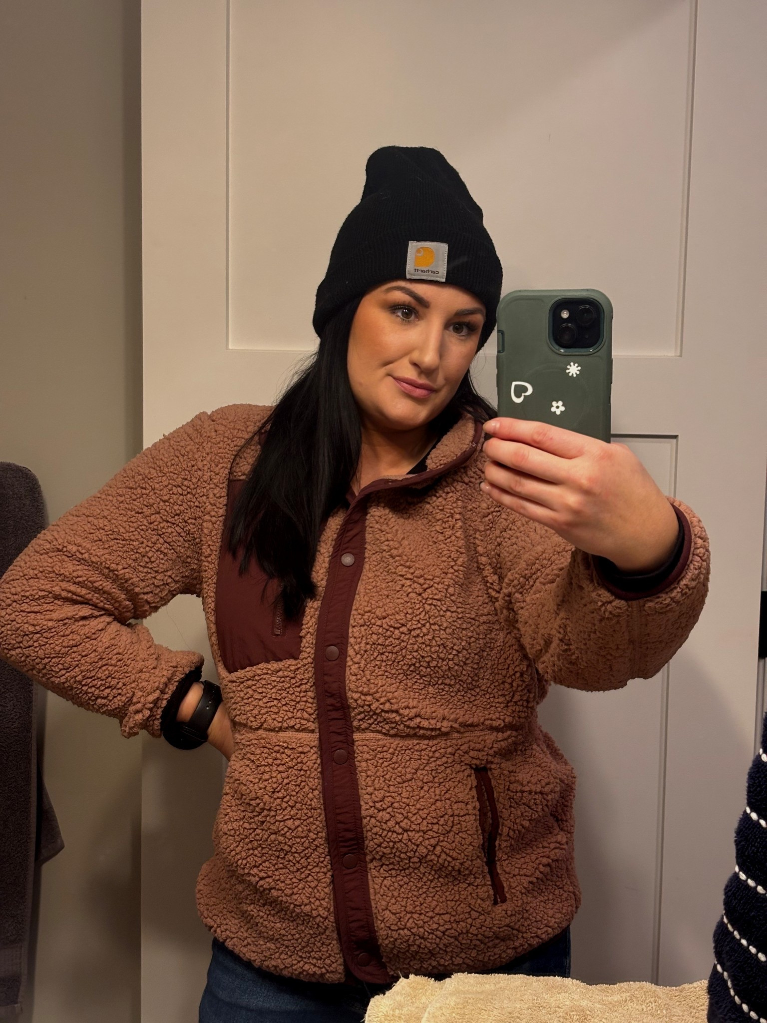 Hockey Mom ‘Fit

#LTKSeasonal #LTKmomlife #LTKMidsize