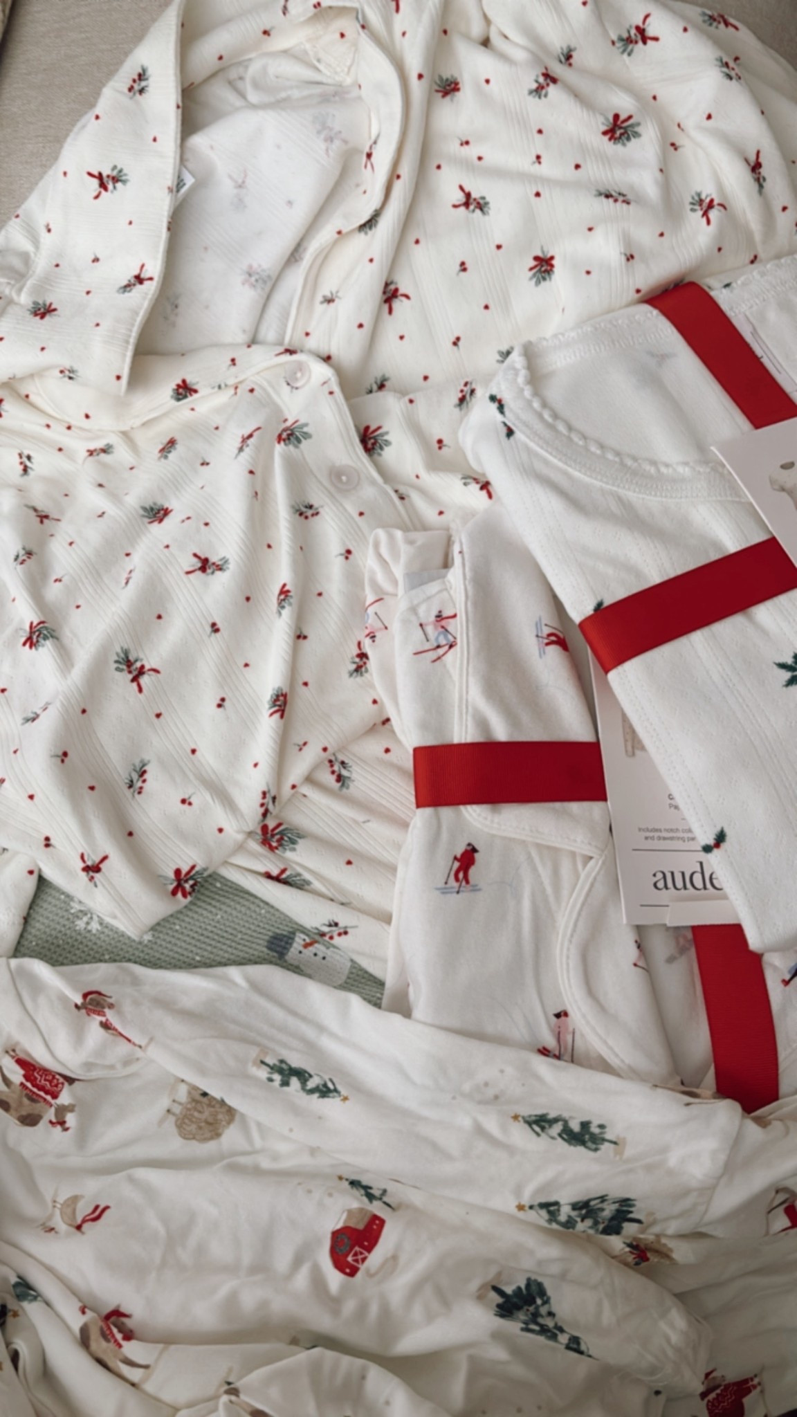 target pj sets currently on sale for 30% off🧸

#LTKHoliday #LTKmomlife #LTKGiftGuide