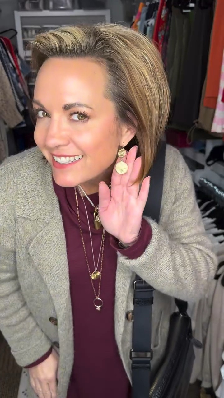 ✨🍂 **Fall in Love with Monochrome** 🍂✨

Today’s OOTD is all about embracing the cozy vibes of fall with a chic monochromatic look! I’m rocking these fabulous faux leather leggings paired with a matching turtleneck top for a sleek silhouette. To elevate the outfit, I layered a layered necklace stack that adds just the right amount of shine. 

Comfort is key, so I opted for these taupe ankle boots that are perfect for all-day wear, and to complete the look, I threw on a cozy taupe coatigan sweater that’s ideal for those crisp fall days. This outfit is not only stylish but also super comfy—perfect for running errands or enjoying a casual day out! 🍁💖

🌟 Want to recreate this look? 

👉 Save this post for your next outfit inspiration. 

Comment “SHOP” below to get a DM with the link to my LTK! ⬇ 

⭐️⭐️ Don’t forget to follow me for the link! ⭐️⭐️

#OOTD #FallFashion #MonochromeLook #FauxLeatherLeggings #CozyStyle #FashionInspo #LayeredNecklaces #TaupeStyle #FallOutfit #FashionReel

Fall fashion, monochromatic outfit, comfy fall style, faux leather leggings, cozy turtleneck top, layered necklaces, taupe ankle boots, stylish coatigan sweater, casual chic look, autumn wardrobe essentials, outfit of the day, fashion inspiration, easy layering tips, chic and comfortable, taupe color palette, fall outfit ideas, trendy street style, versatile fall pieces, effortless style, and comfortable yet fashionable