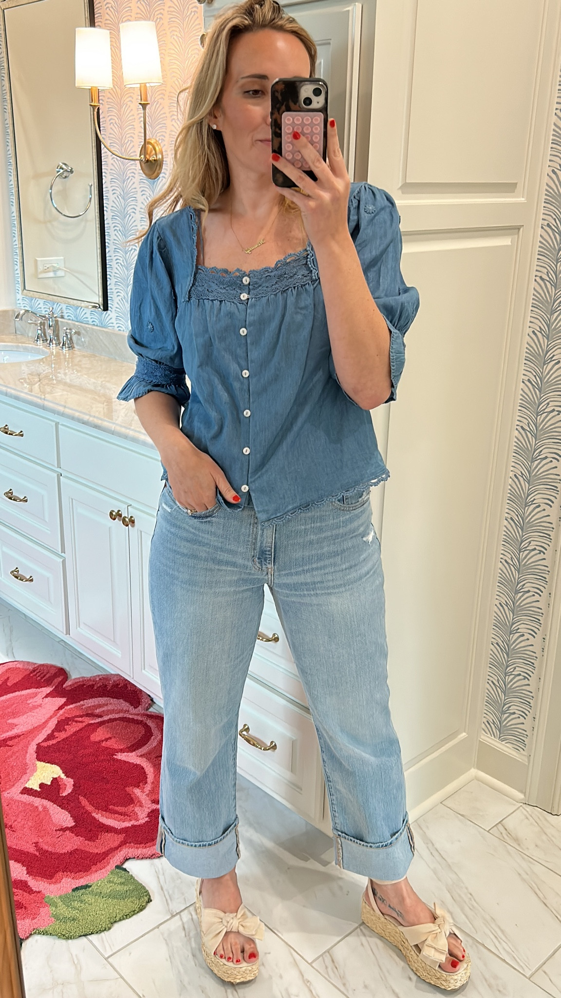 Canadian tuxedo. Cuffed denim. Chambray shirt. 