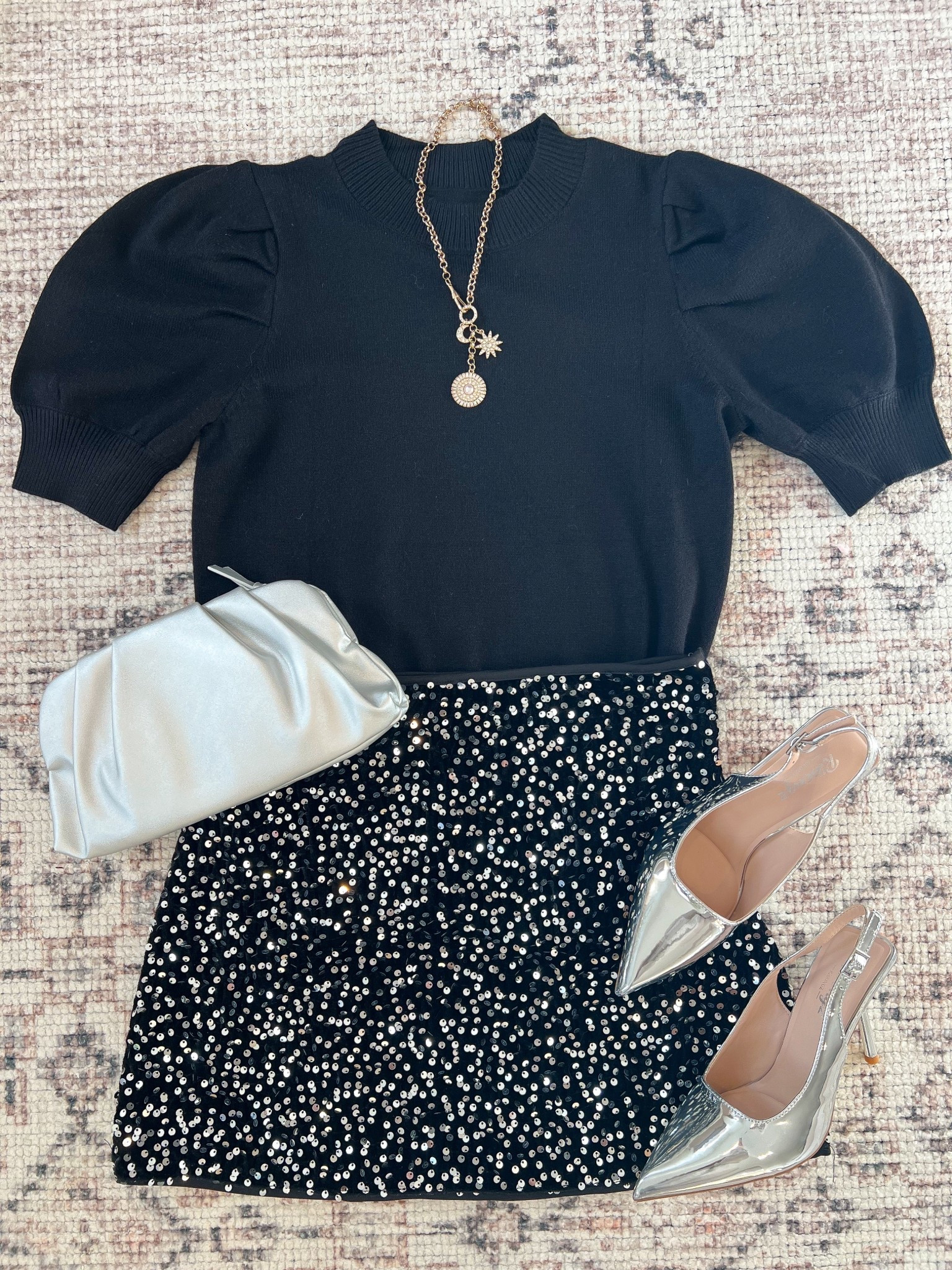 Holiday Outfit Idea

Christmas outfit, holiday outfit, holiday dresses, NYE outfit, NYE dress, target fashion, target finds, Walmart fashion, Walmart finds, Amazon fashion, Amazon finds, Christmas sweaters, midsize fashion, petite fashion 

#LTKSeasonal #LTKPetite #LTKHoliday