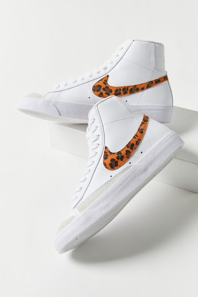 Nike Blazer Mid ‘77 SE Animal Print Sneaker | Urban Outfitters (US and RoW)