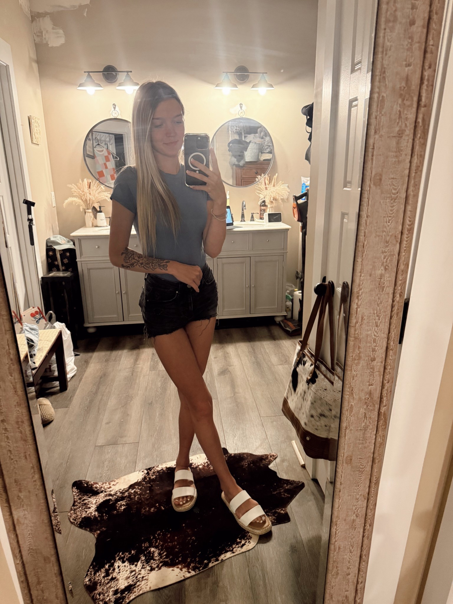 shirt is a perfect skims dupe from amazon! buttery soft

#LTKFindsUnder50 #LTKStyleTip