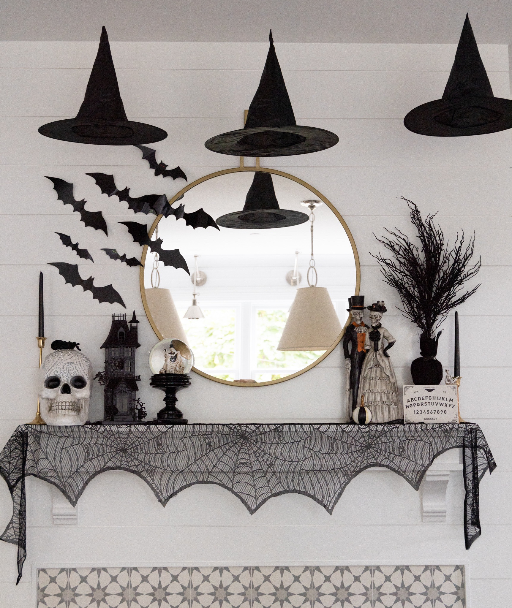 🧙🏻‍♀️ Simple Halloween 🦇 Hats & Mantle drape from Amazon. 

.
.
.
#halloween
#halloweendecor
#halloweendecor 
#diy
#holiday
#holidays
#spooky
#obsessed
#halloweenlover#halloweenhomedecor #halloweendecor #halloweenideas

#LTKhome #LTKHalloween #LTKSeasonal