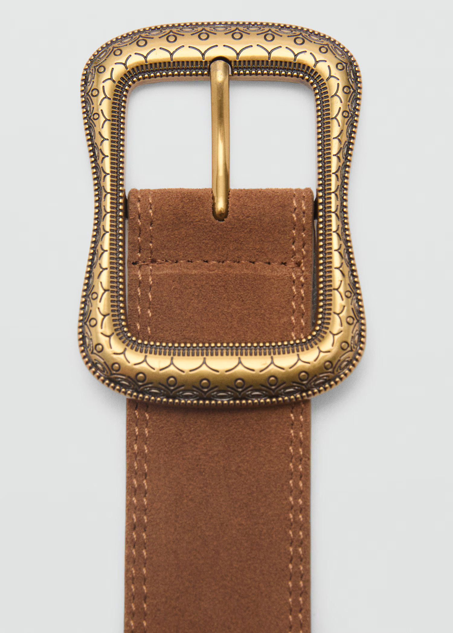 Suede belt with engraved buckle - Women | MANGO USA | Mango (US/MX/AU)