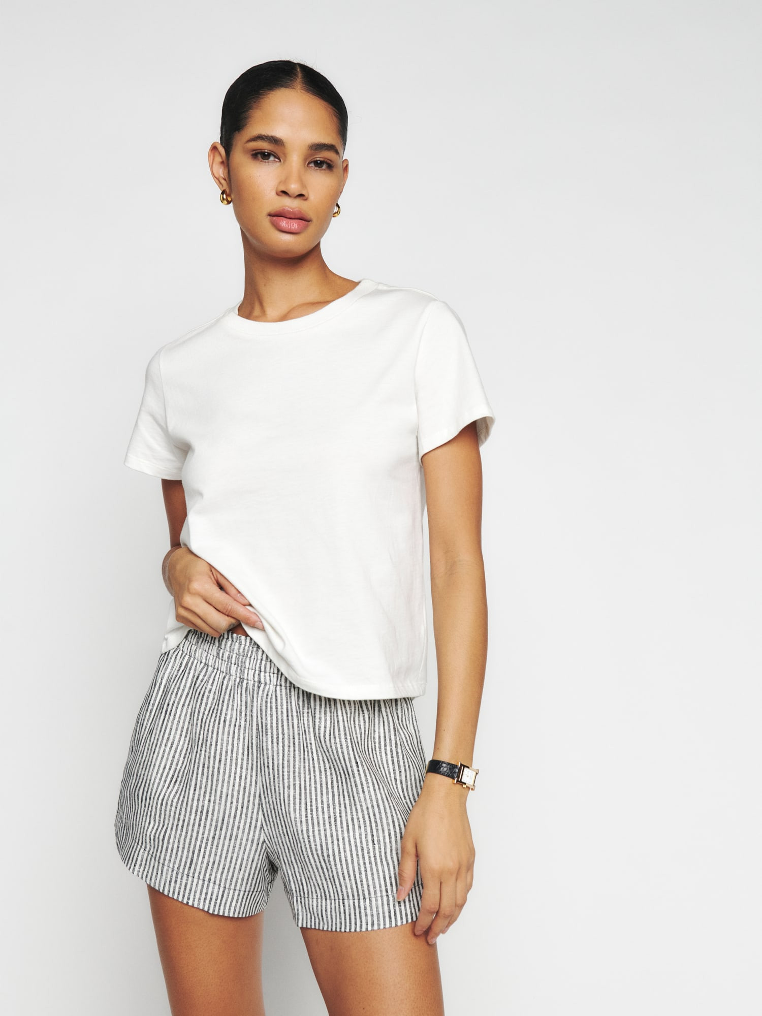 Mila Linen Short | Reformation (Global)