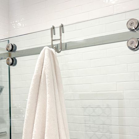 These shower hooks hang on your glass shower door to hang 2 towels for easy access with no damage! These budget-friendly come in a 2 pack in different finishes to match any bathroom! 




#LTKunder50 #LTKhome #LTKGiftGuide