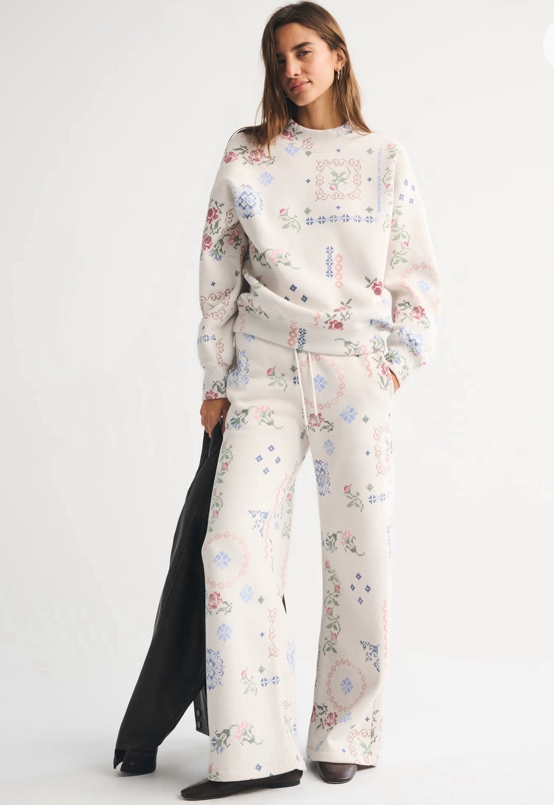 I got a medium top and small long pants 

#LTKootd #LTKOver40 #LTKTall