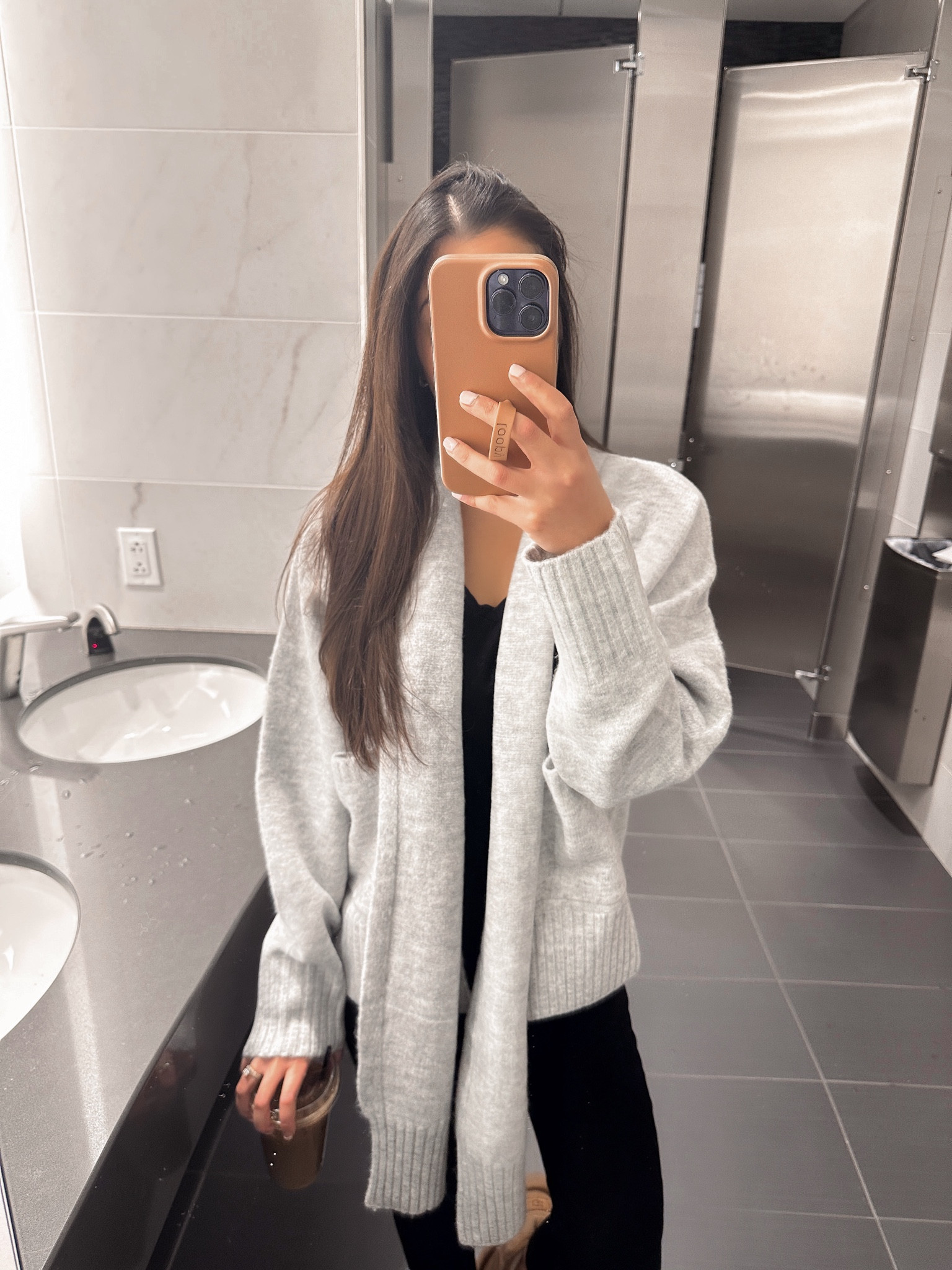 Got this grey cardigan for Christmas (thank you mom and dad!) with a built in scarf that looks so chic and is so comfortable and warm for the office ❄️✨


Grey cardigan, work look, work outfit, workwear, work pants, petite work pants, sweater, scarf, grey sweater, gray sweater, gray cardigan, London look, office outfit, cozy chic, winter outfits?l, Winter outfits women, winter going out outfit 

#LTKStyleTip #LTKSeasonal #LTKWorkwear