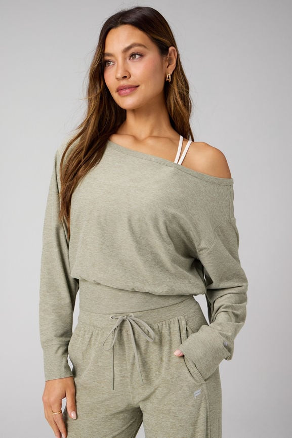 Cloud Jersey Off-Shoulder Sweatshirt | Fabletics