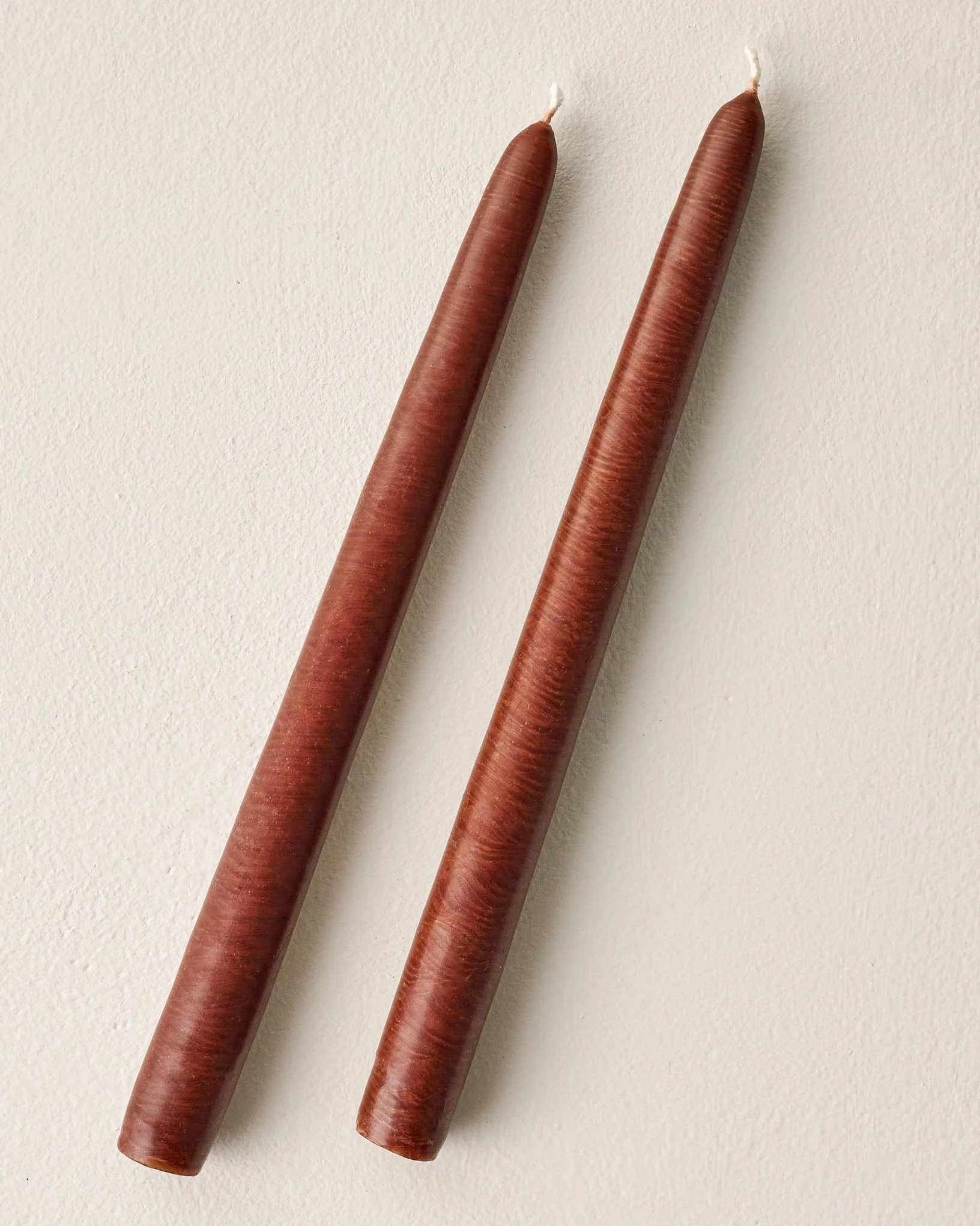 Chestnut Brown Taper | Magnolia