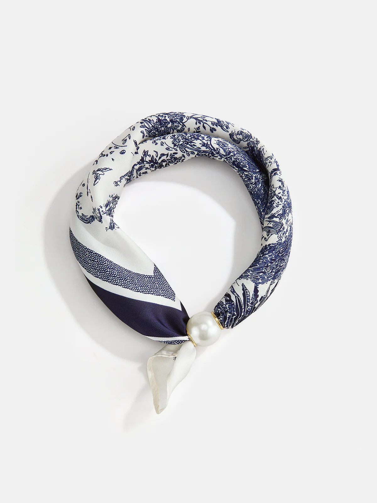 Pearl Buckle Closure Printed Scarf | Commense